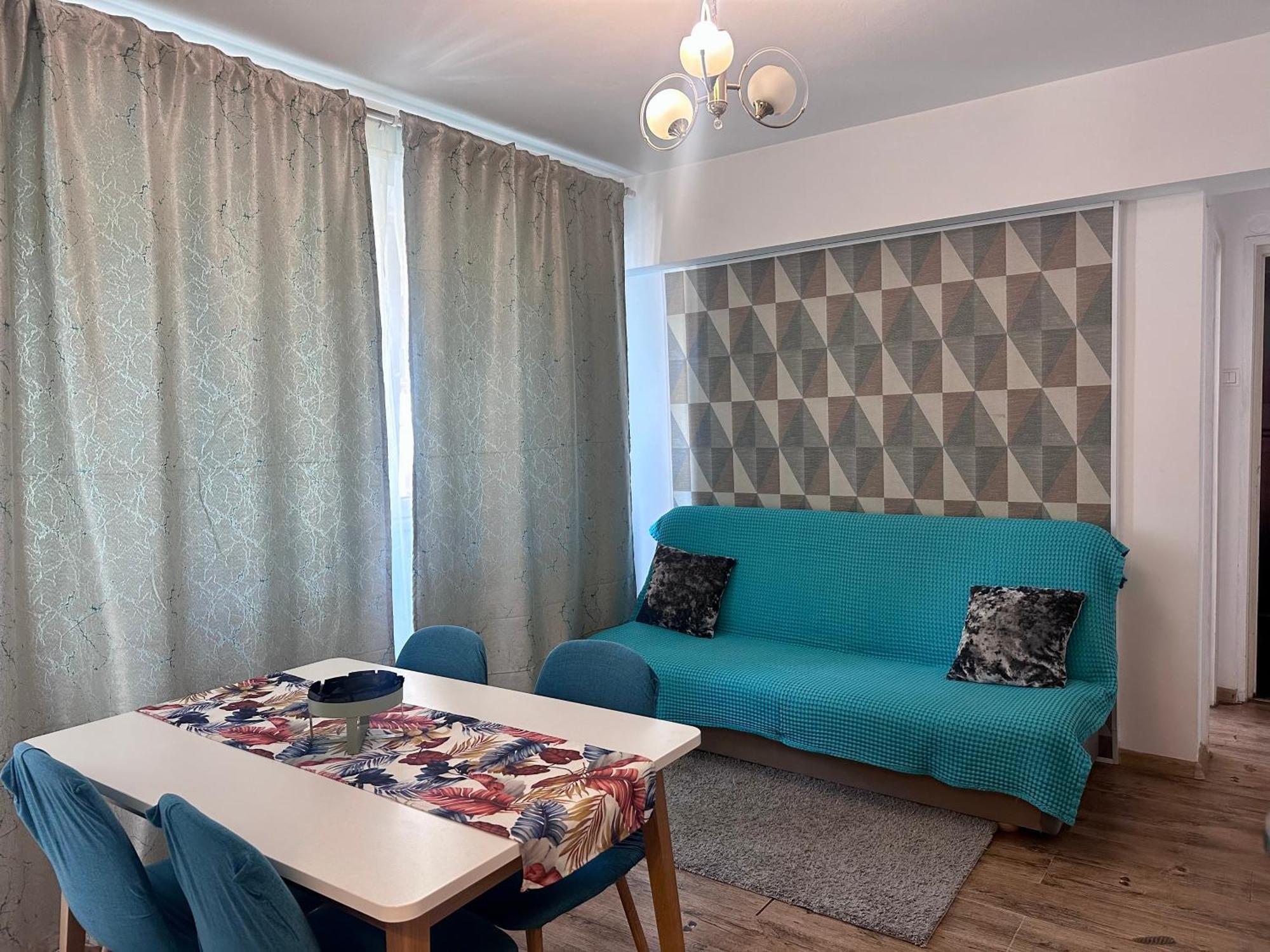 Ultracentral - Pe Calea Victoriei * Bucharest