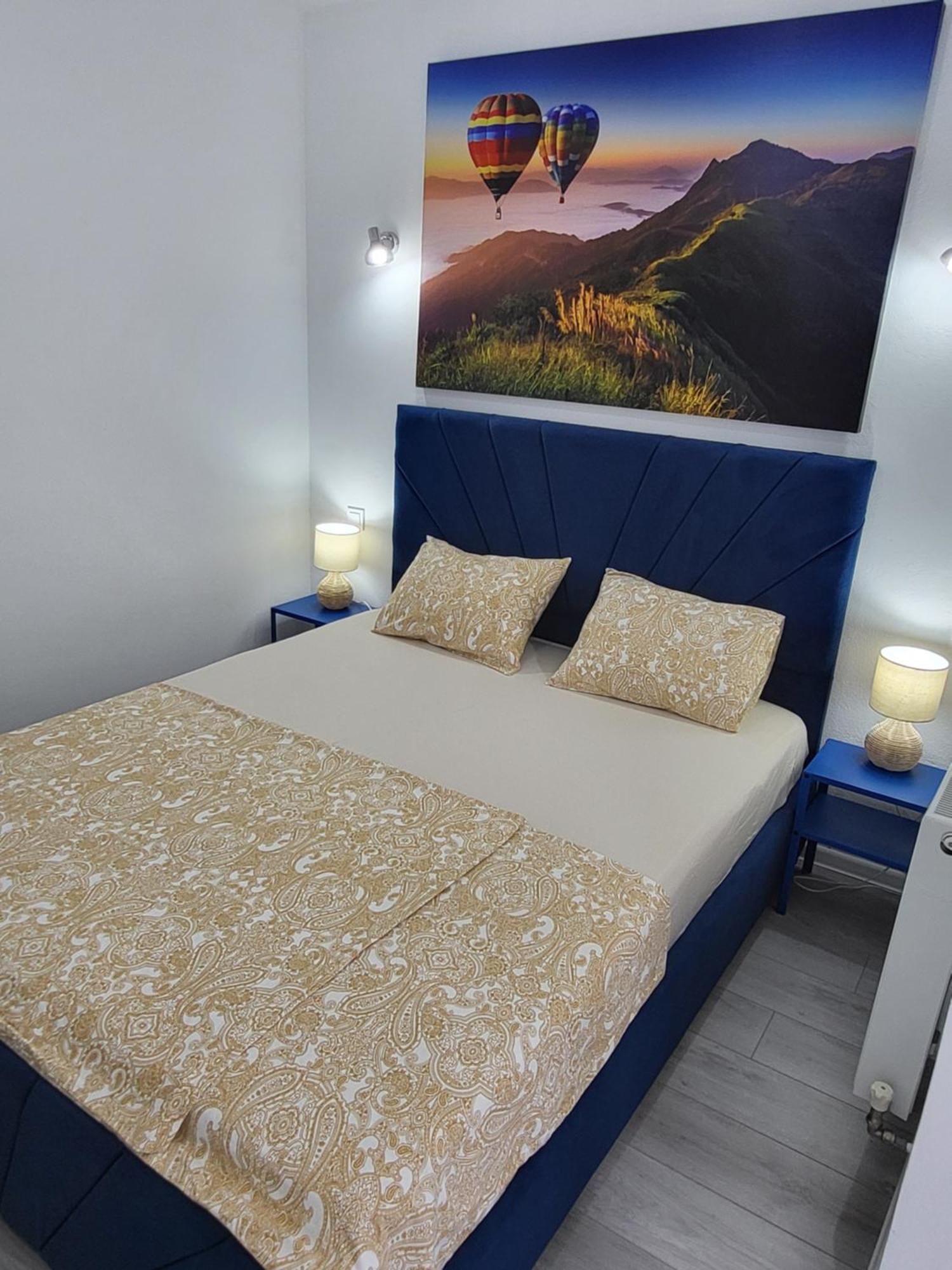 Apartment White House ! Gara De Nord Bucharest