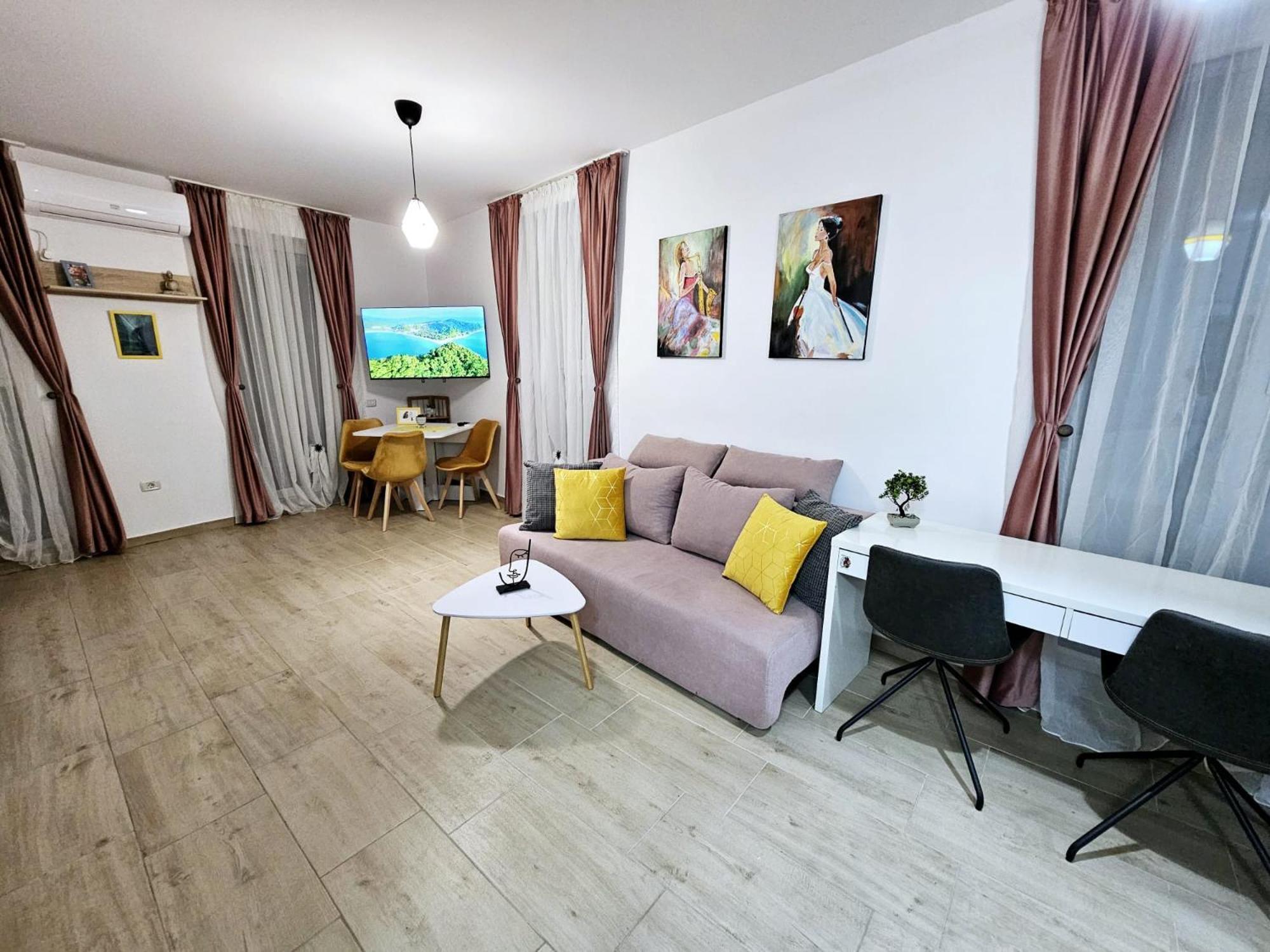 Apartament Lovely New Balcony Cismigiu Park - Pop5 Bucureşti