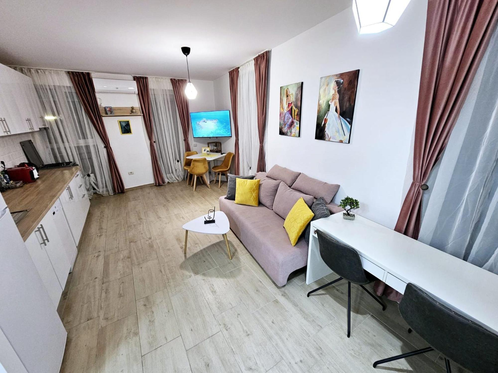 Lovely New Balcony Cismigiu Park - Pop5 Apartament Bucureşti