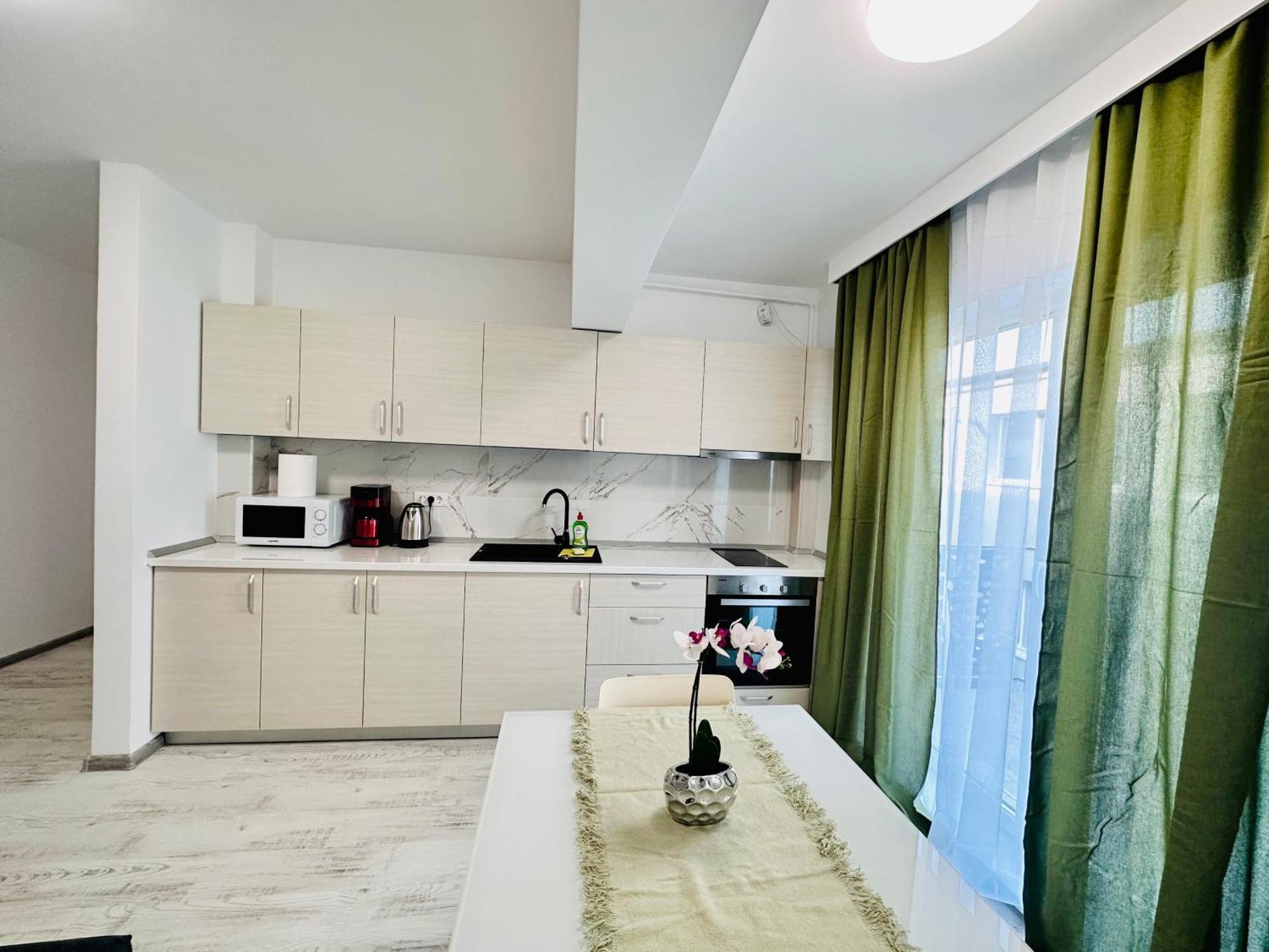 Apartment Residence *
