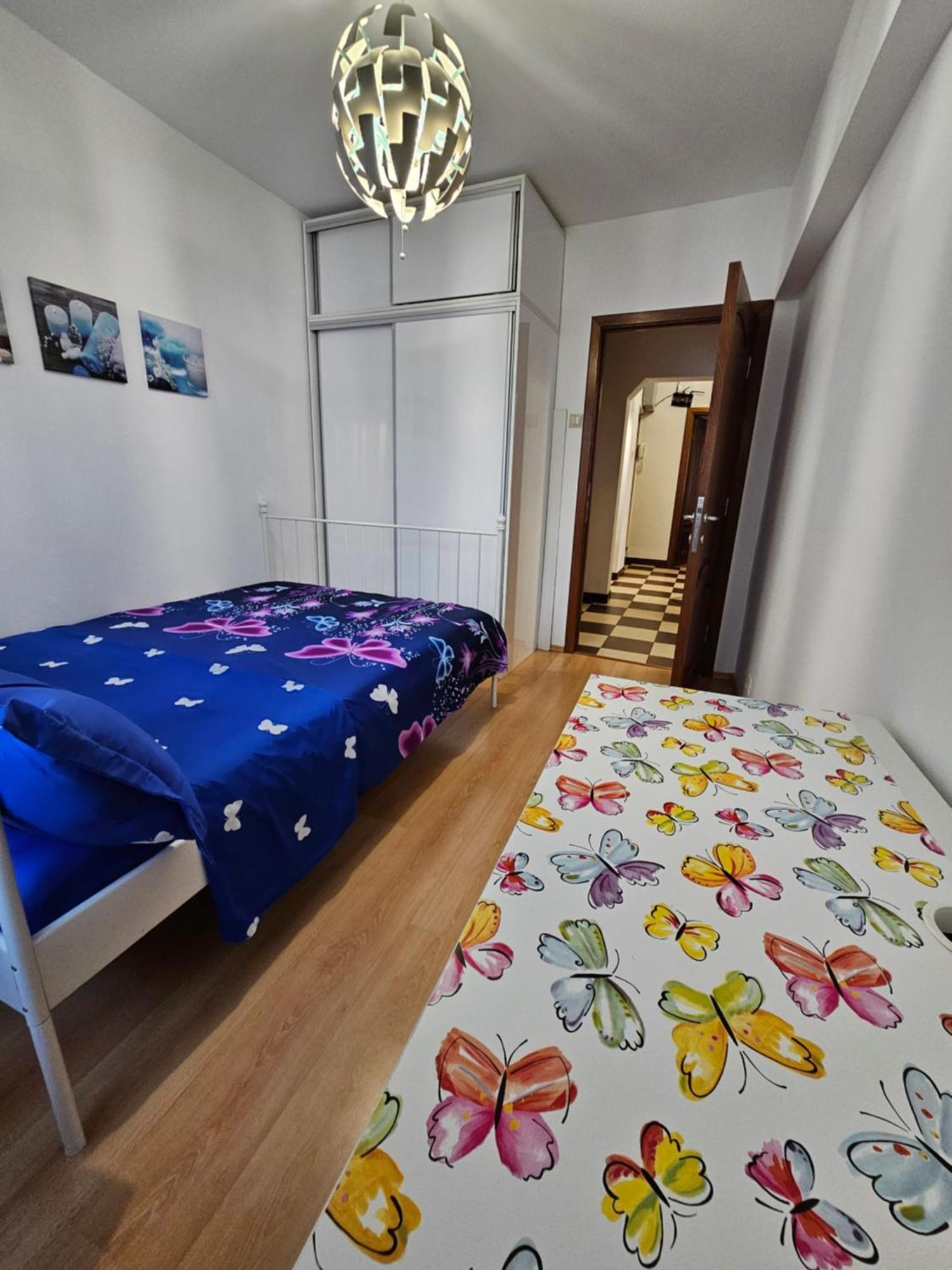 Apartamento Cosy Close To Center With Parking Lot *