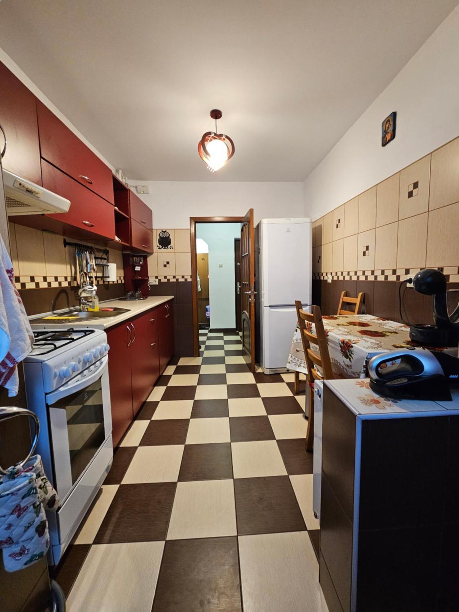 Cosy Close To Center With Parking Lot Apartamento