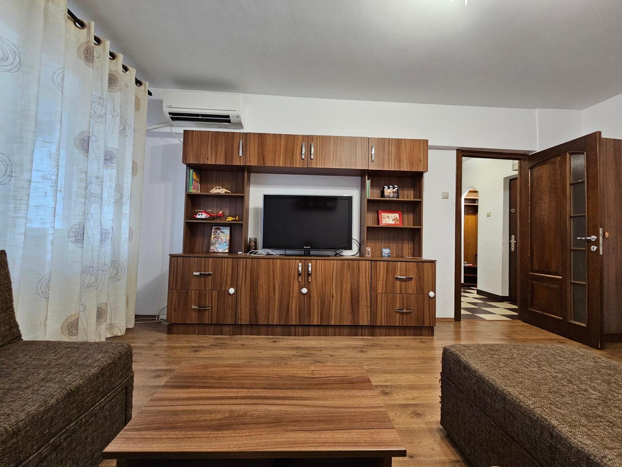 Cosy Close To Center With Parking Lot * Bucareste