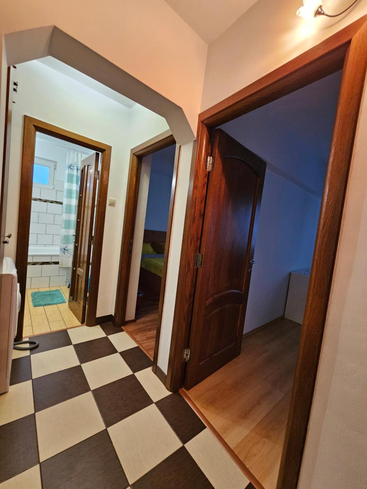 Cosy Close To Center With Parking Lot Apartamento *