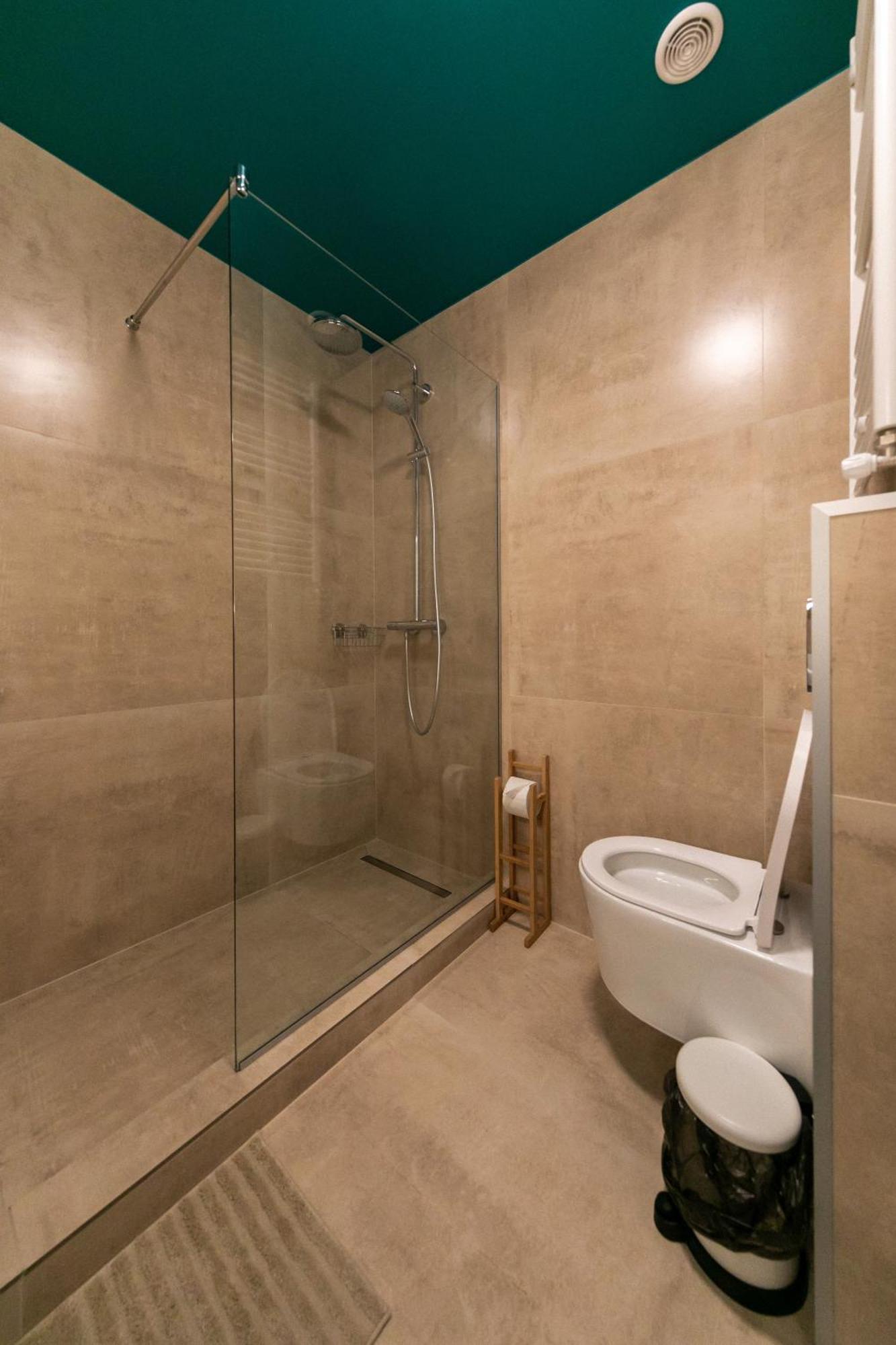 Blue Shadow - Moxa - New Building Apartment