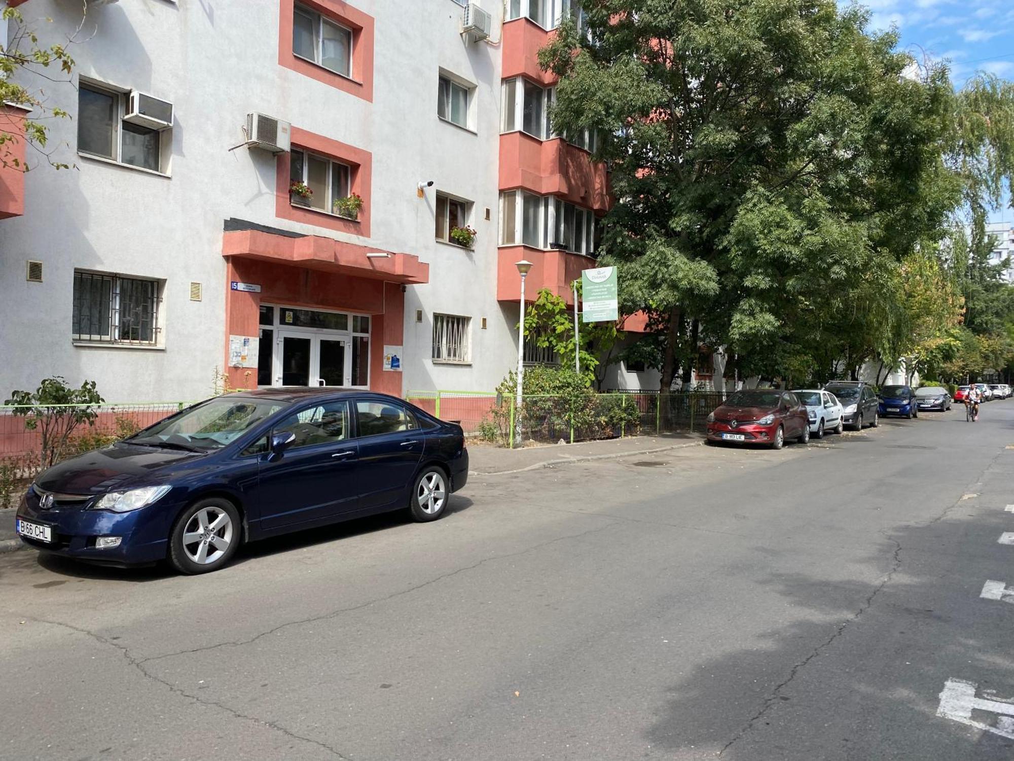 Evan Cozy Flat With Balcony & Parking, 13 September *