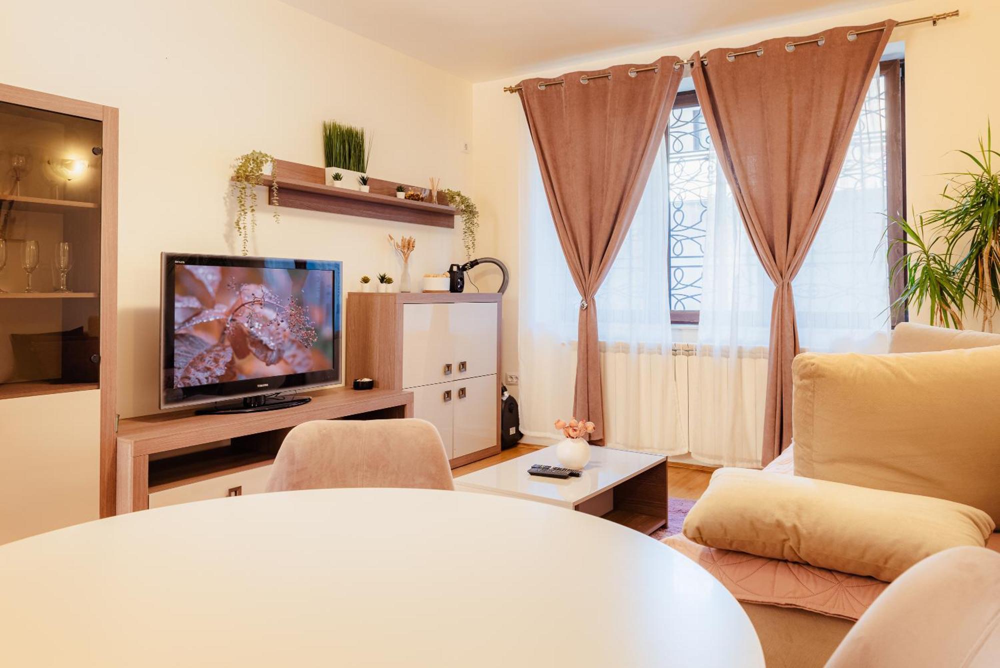 Apartamento Downtown Boutique Garden Unirii Bucareste