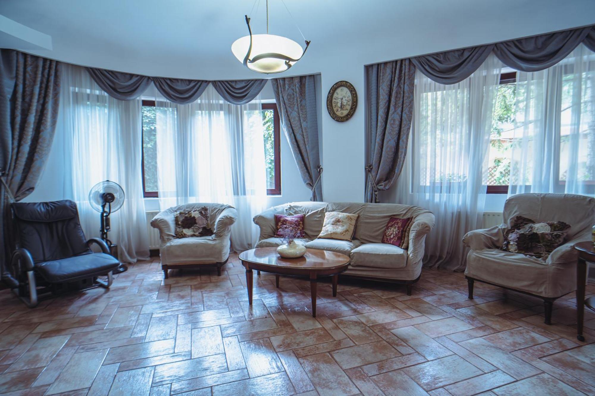 Luxuria Hotel de apartamente