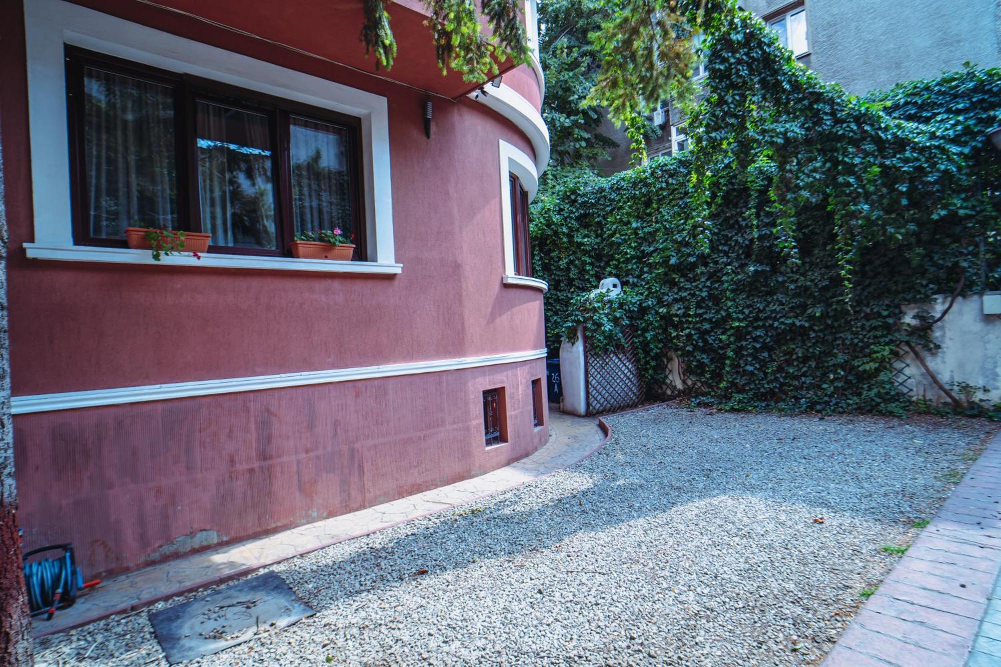 Luxuria Aparthotel Bucareste