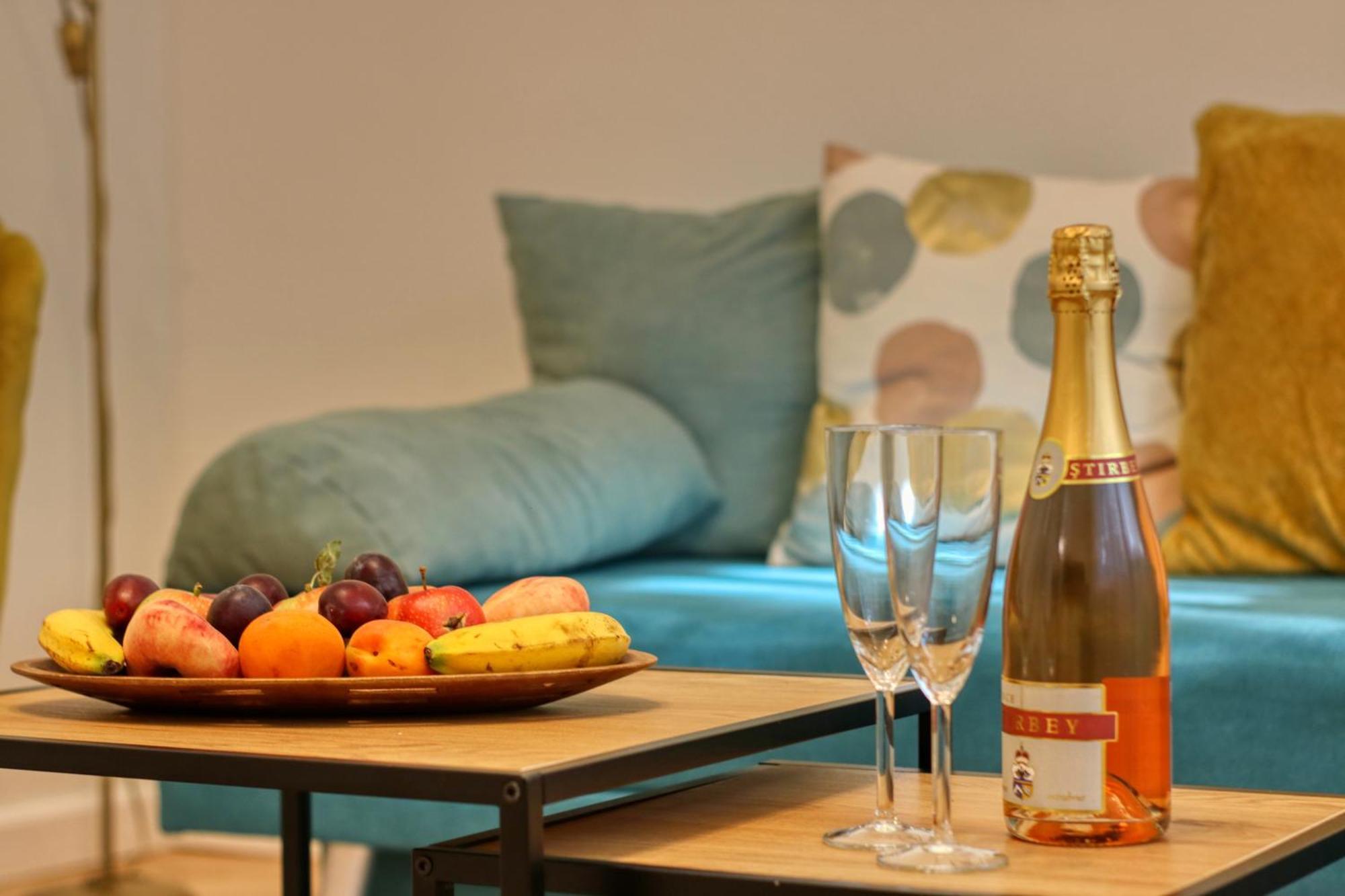 Apartment Quito - Stylish & Quiet Bucharest