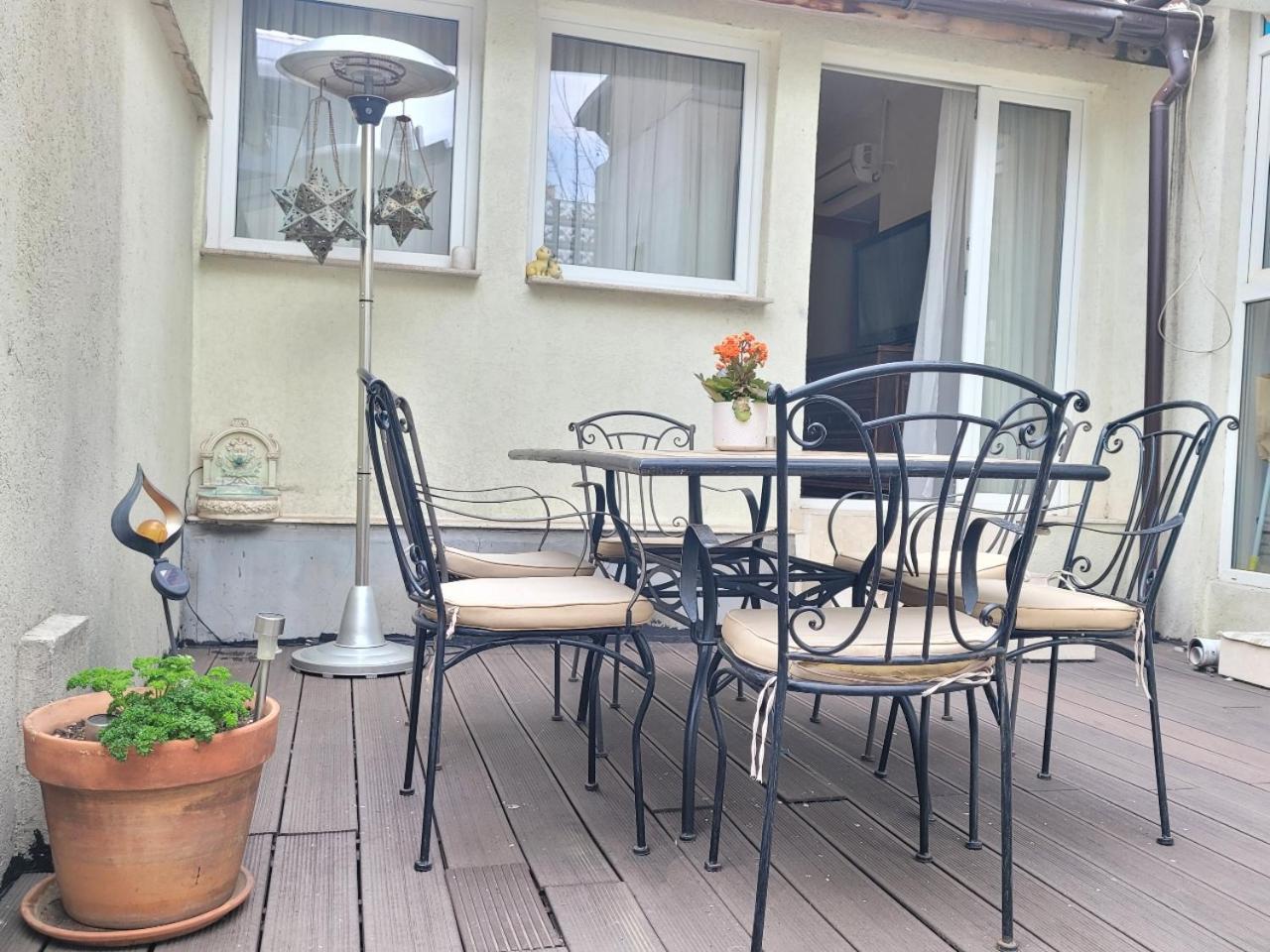 Petit Paris City Center Romexpo Therme Herastrau Apartment Bucharest