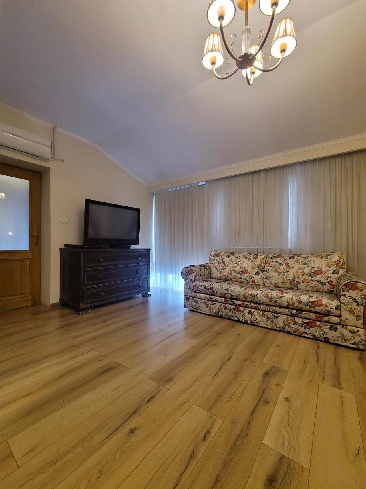 Petit Paris City Center Romexpo Therme Herastrau Apartment Bucharest