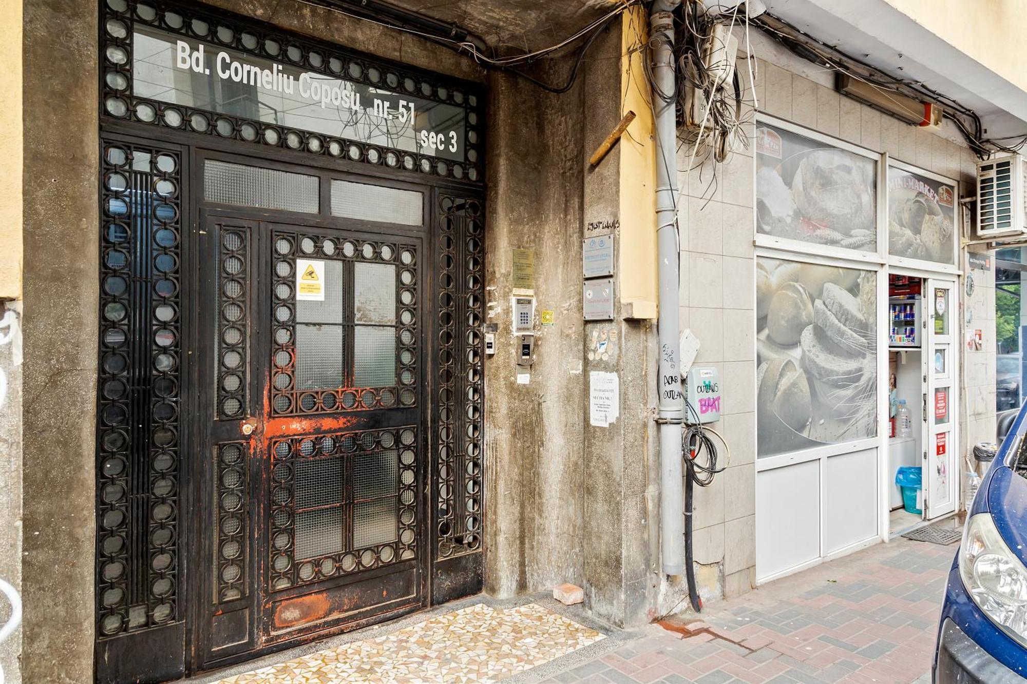 Upscale Studio, Walking Distance From The Old Town Apartment