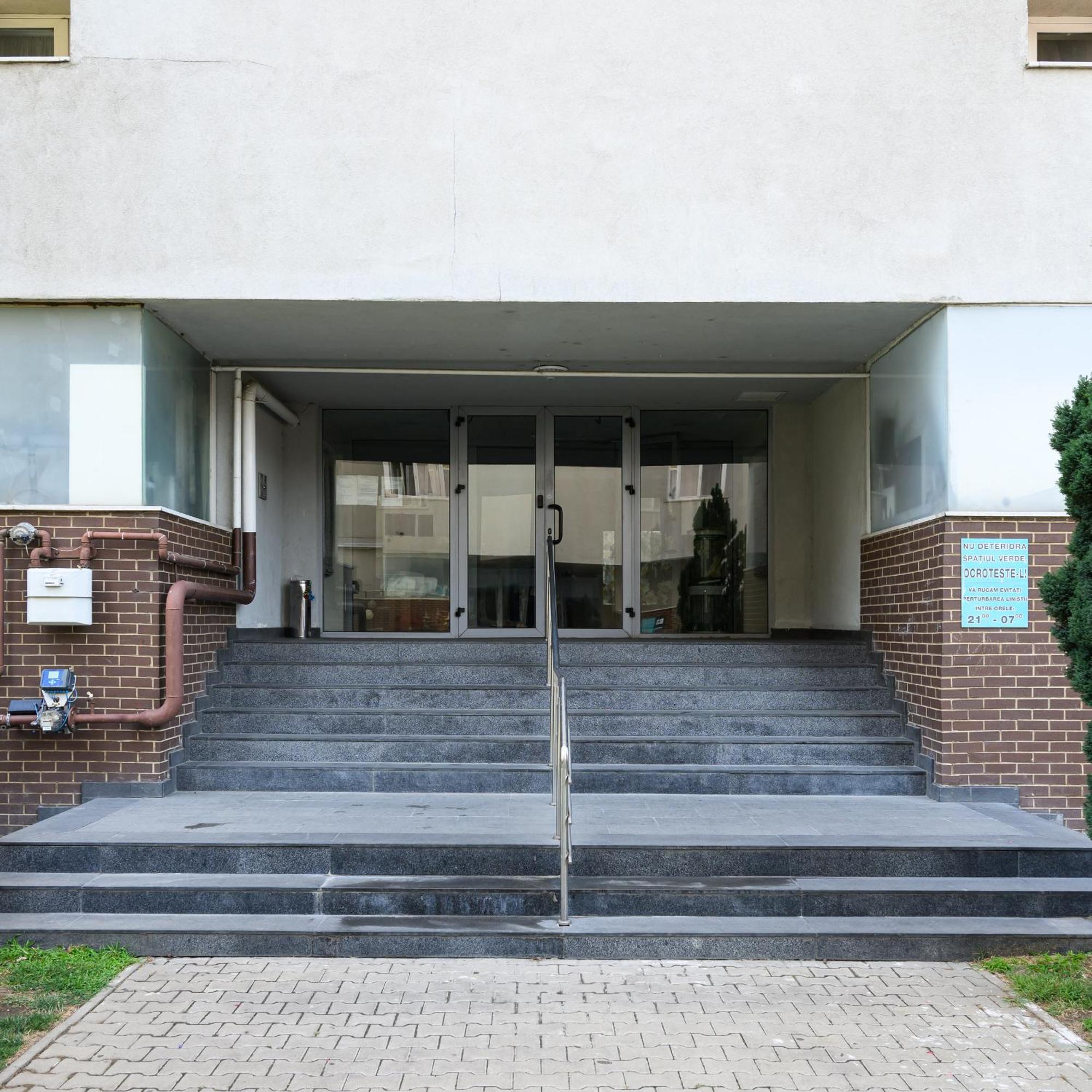 Eme-rose Condo, Free Guarded Parking & Gym Bucharest
