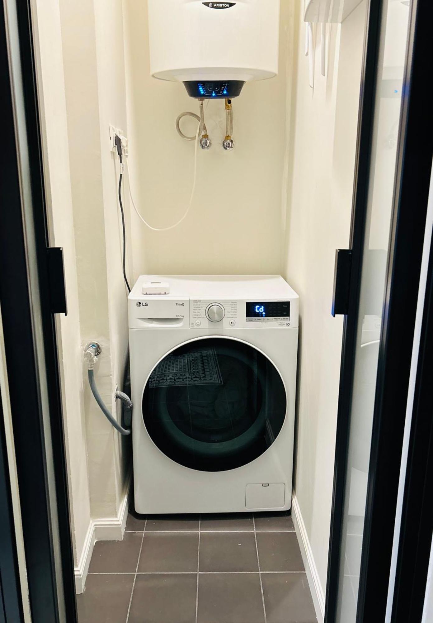 Ultracentral Lux Boutique 1br Ap Near Subway *