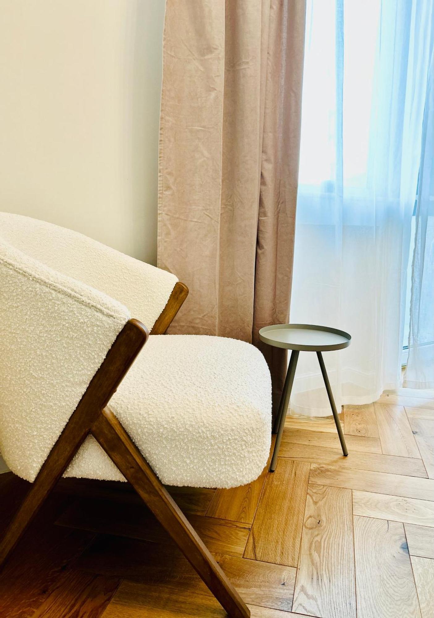 Ultracentral Lux Boutique 1br Ap Near Subway * Bucharest