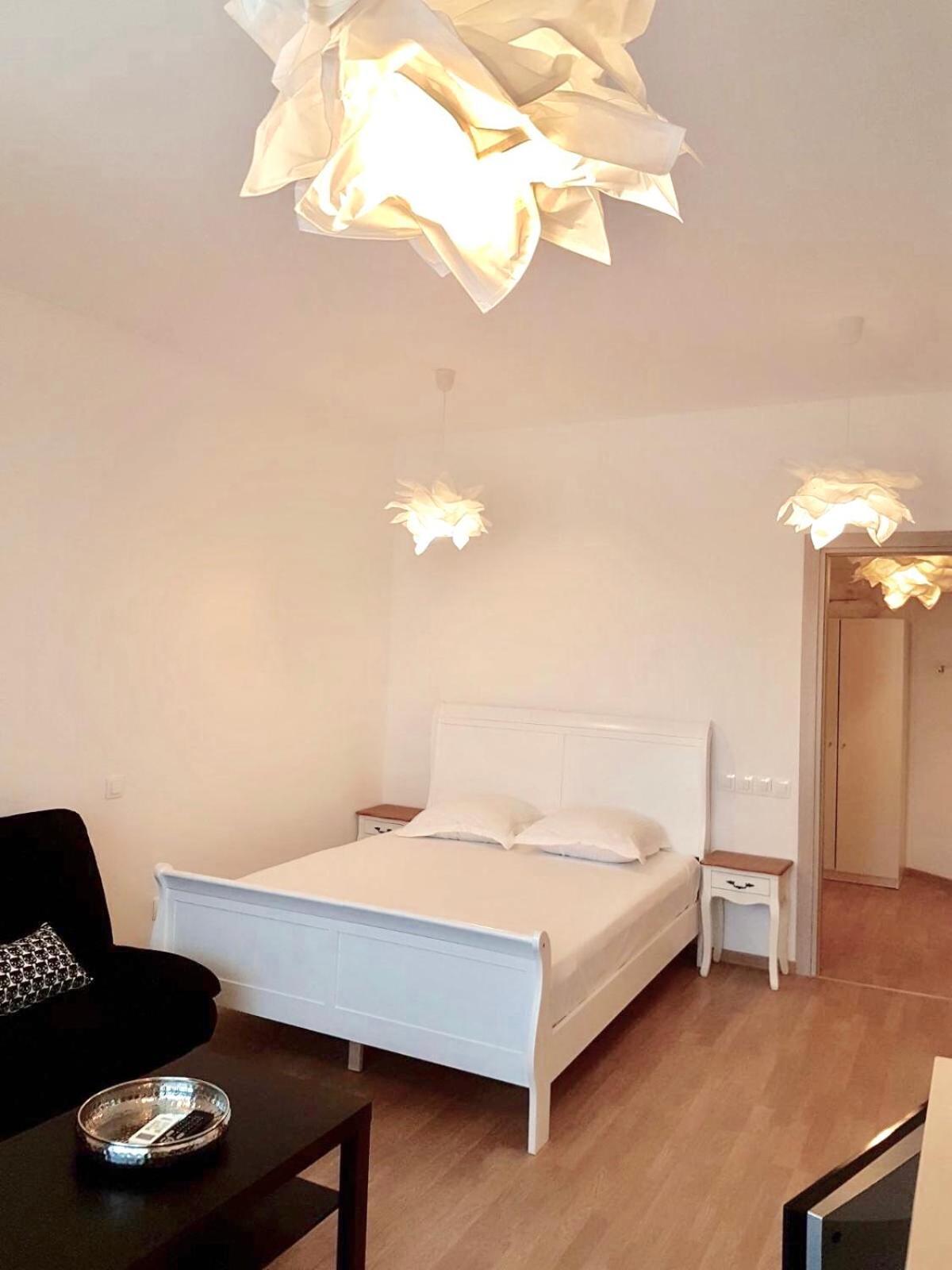 Budapest Apartment *