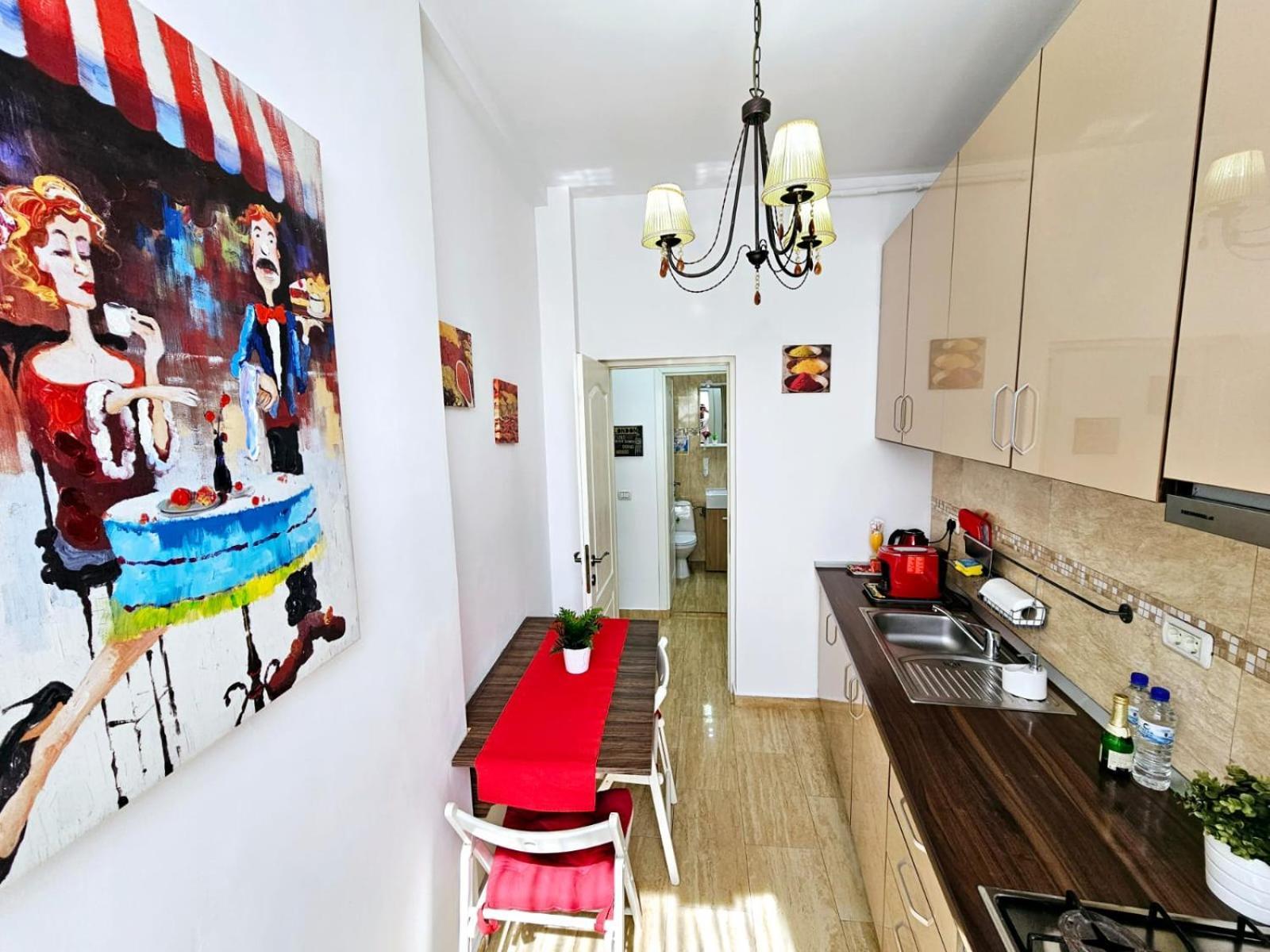 Downtown, Close To Old Town, Family Friendly - Ivo10 Apartament Bucureşti