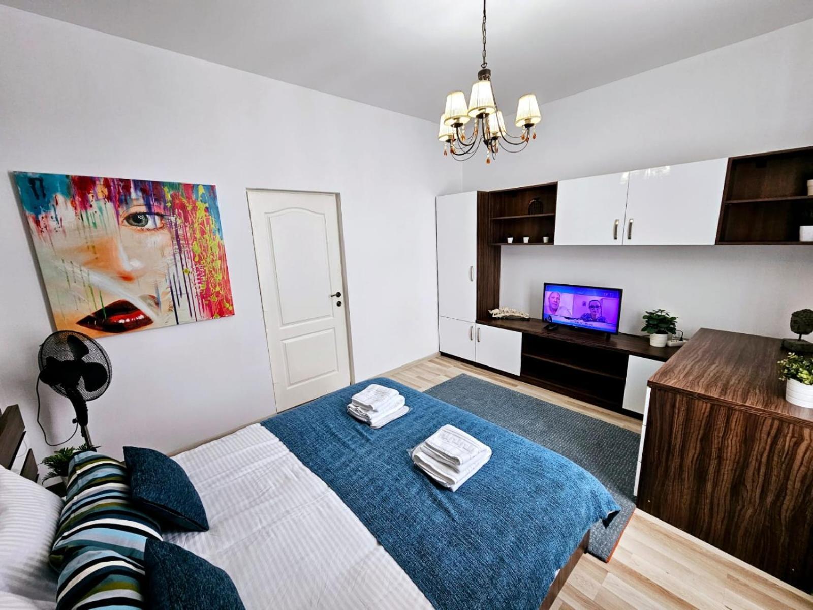 Downtown, Close To Old Town, Family Friendly - Ivo10