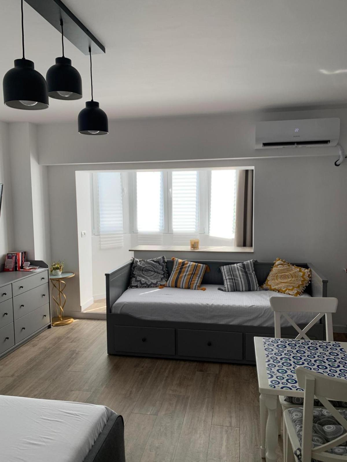 Studio Agg Apartament Bucureşti