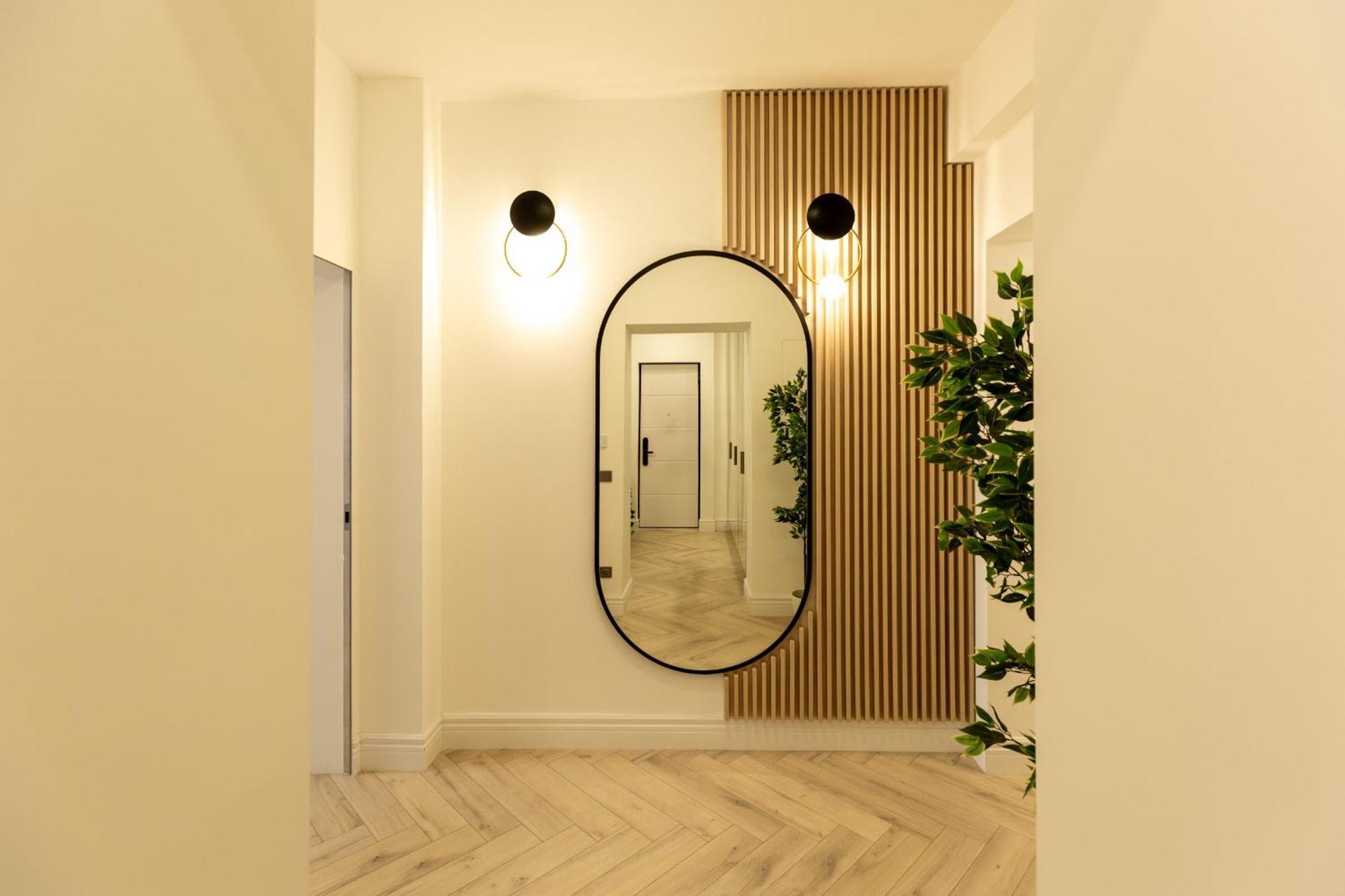 Elegant 1br - Old Town Sapphire - River View Bucharest