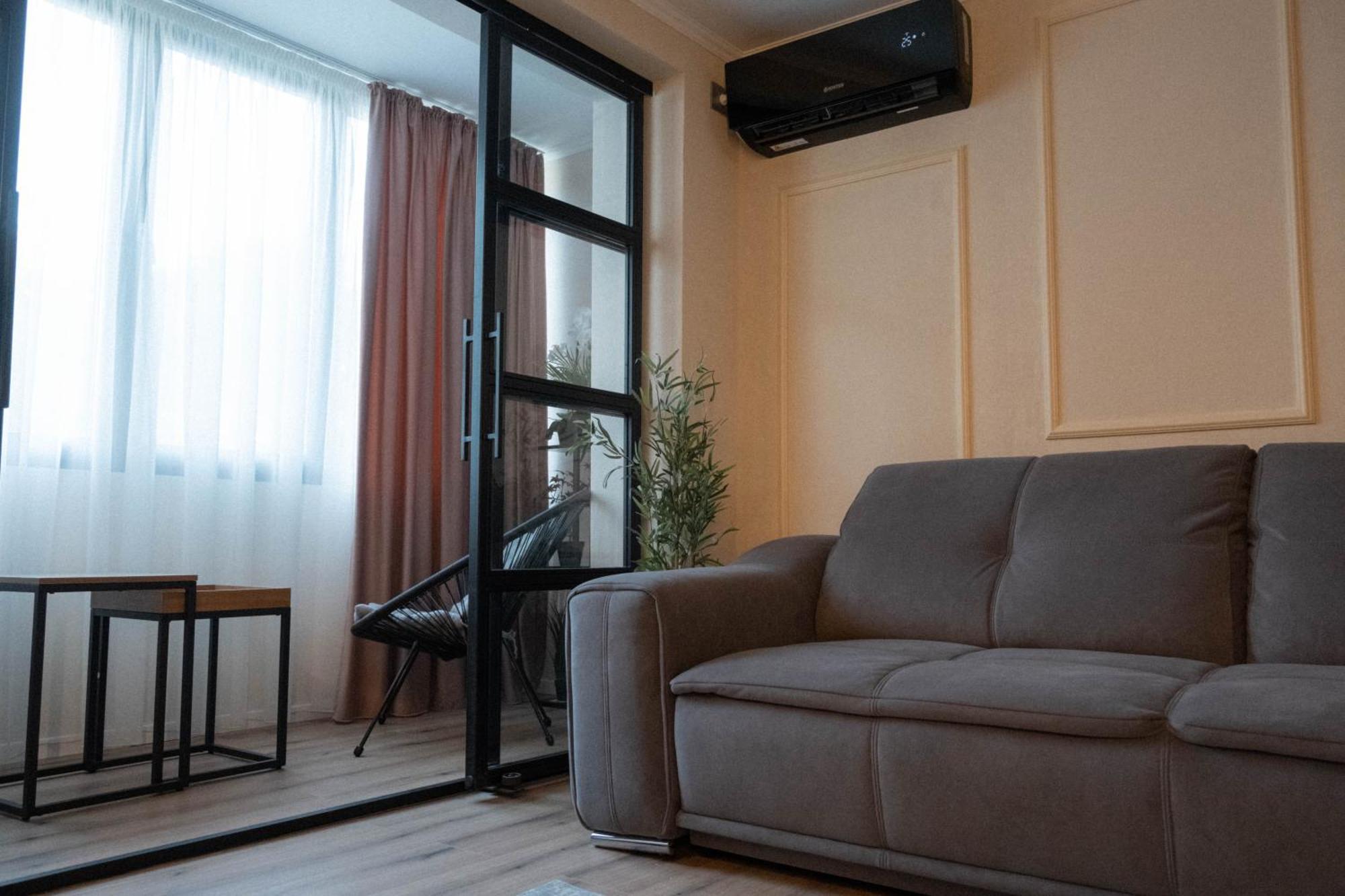 Cosy 2 In The Center Of The Apartment