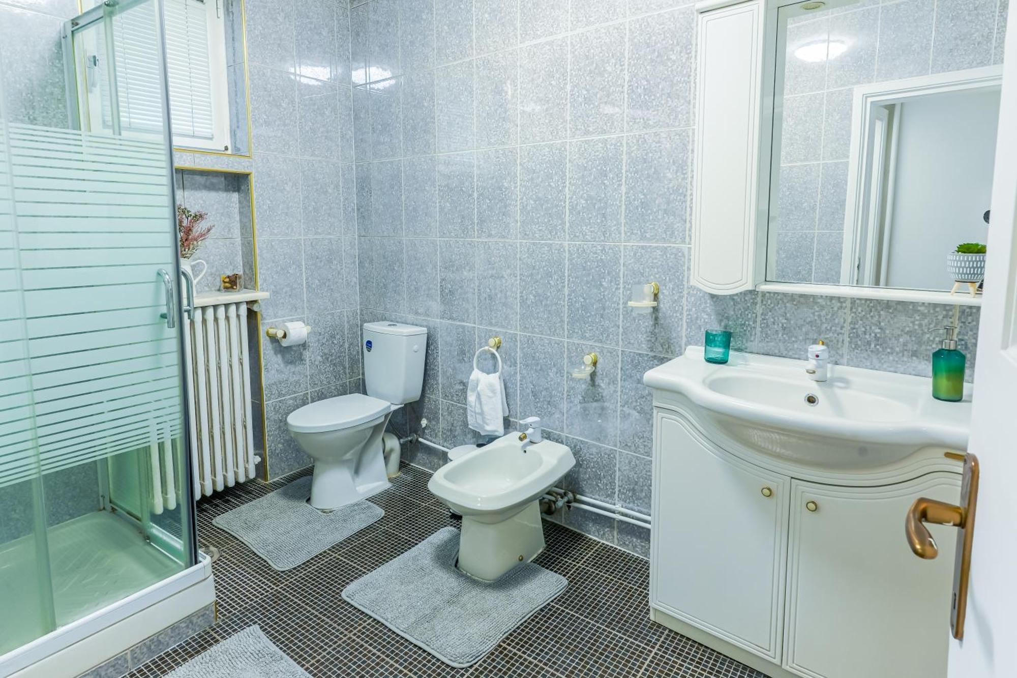 Ultracentral Golden Gatehouse 3 Bdrm Apartamento *