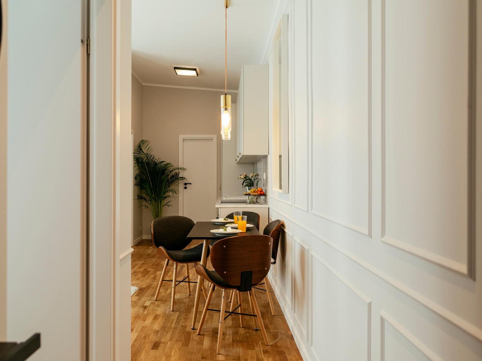 Apartment Bright 2br Flat - Palace Hall - Charming Balcony Bucharest