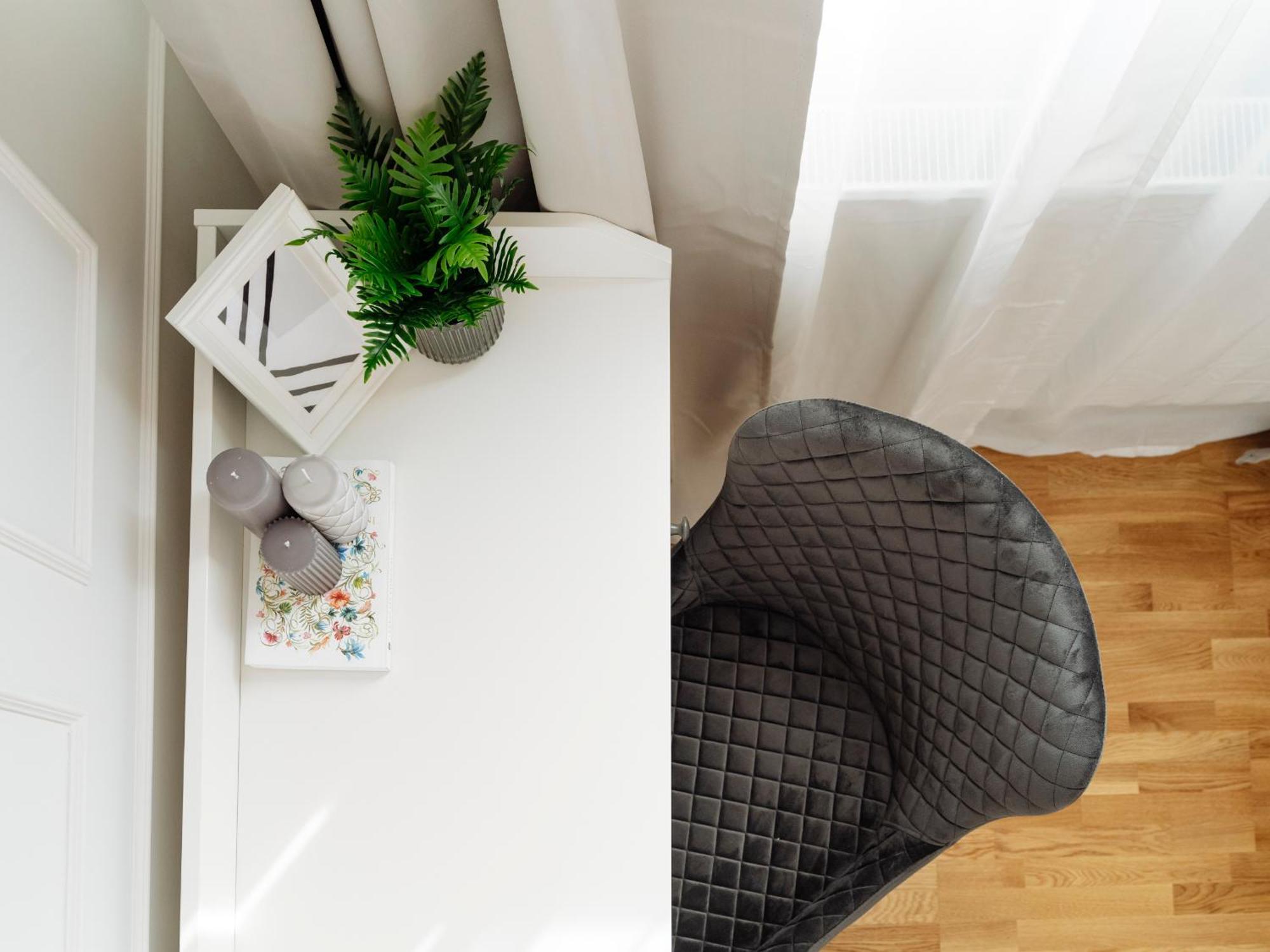Bright 2br Flat - Palace Hall - Charming Balcony