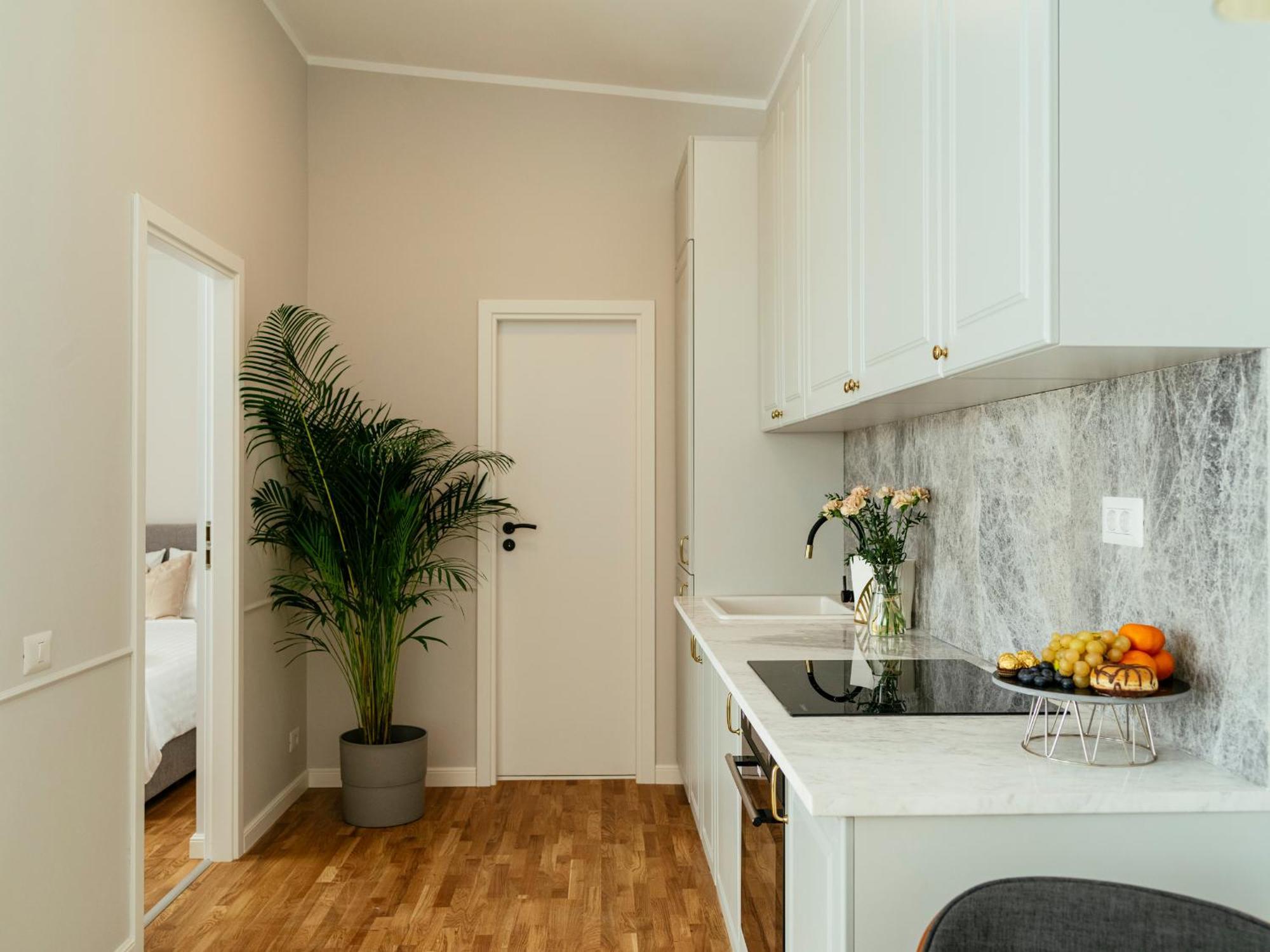 Bright 2br Flat - Palace Hall - Charming Balcony Apartment Bucharest
