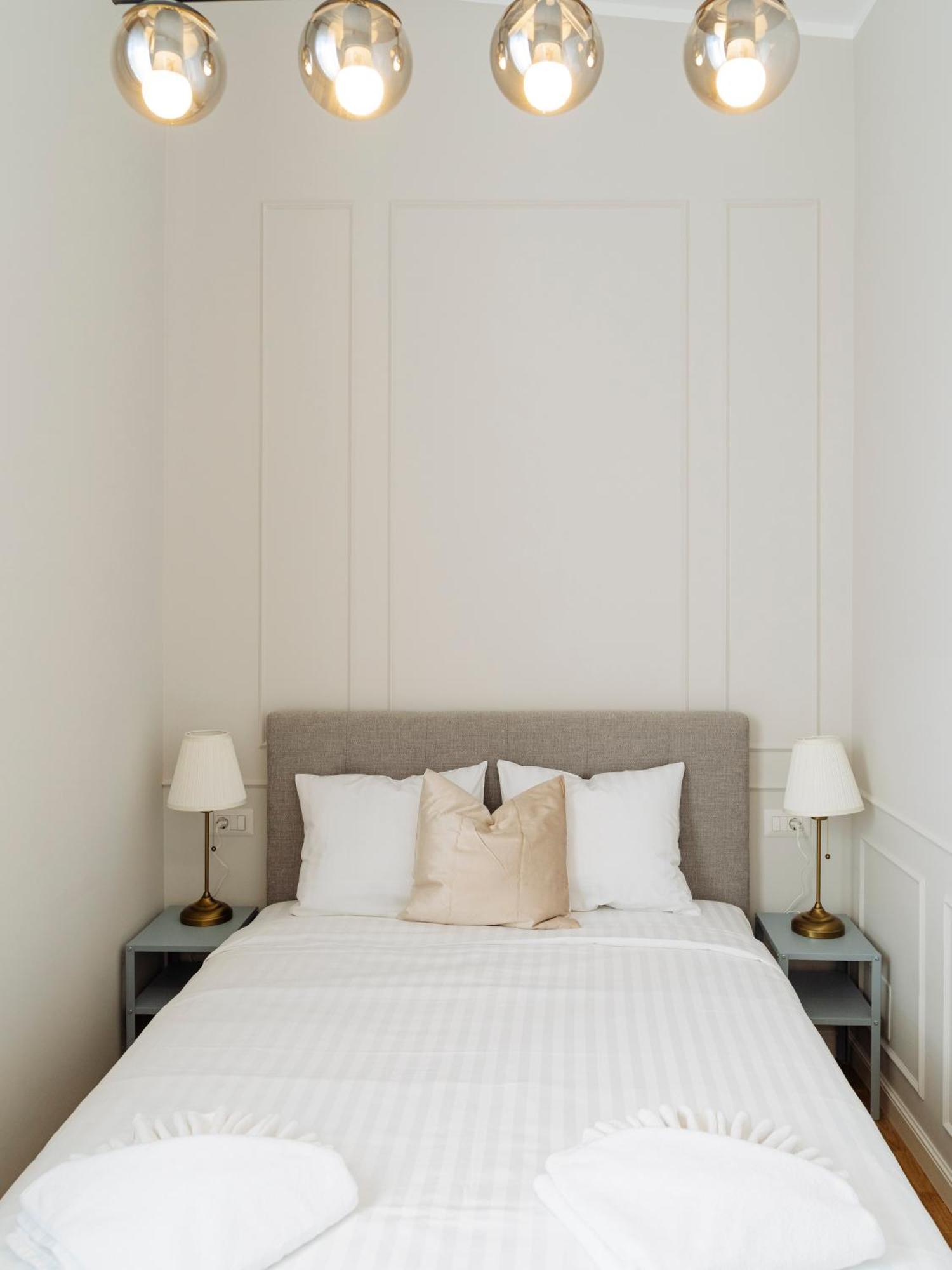 Apartment Bright 2br Flat - Palace Hall - Charming Balcony *