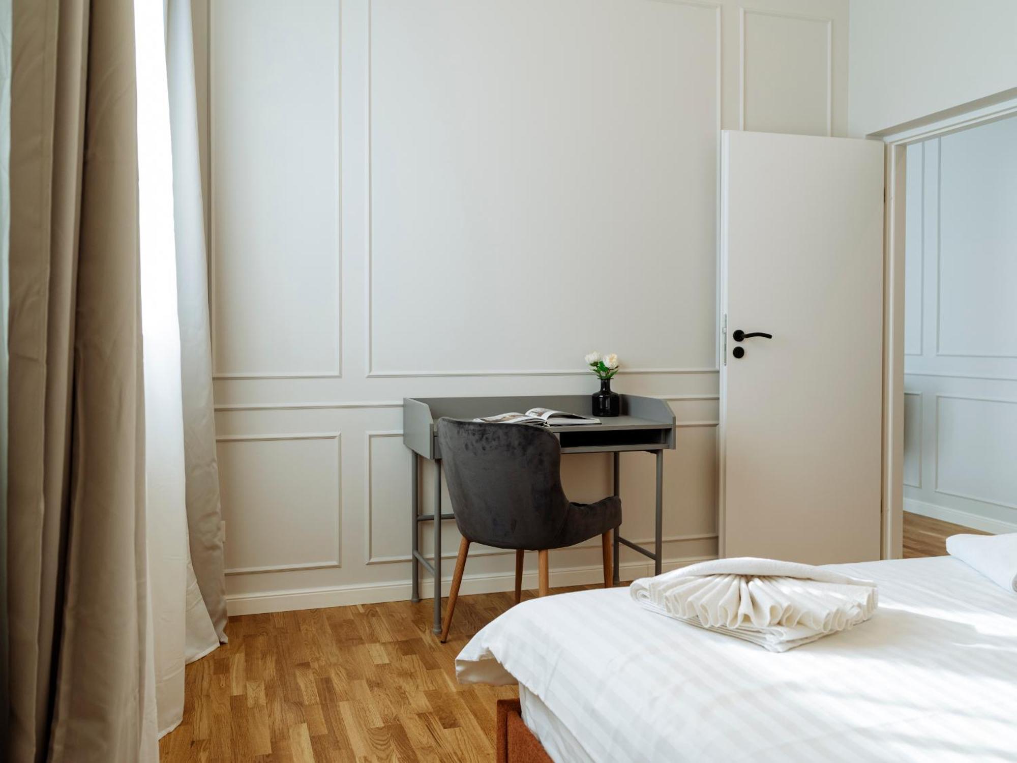 Bright 2br Flat - Palace Hall - Charming Balcony * Bucharest