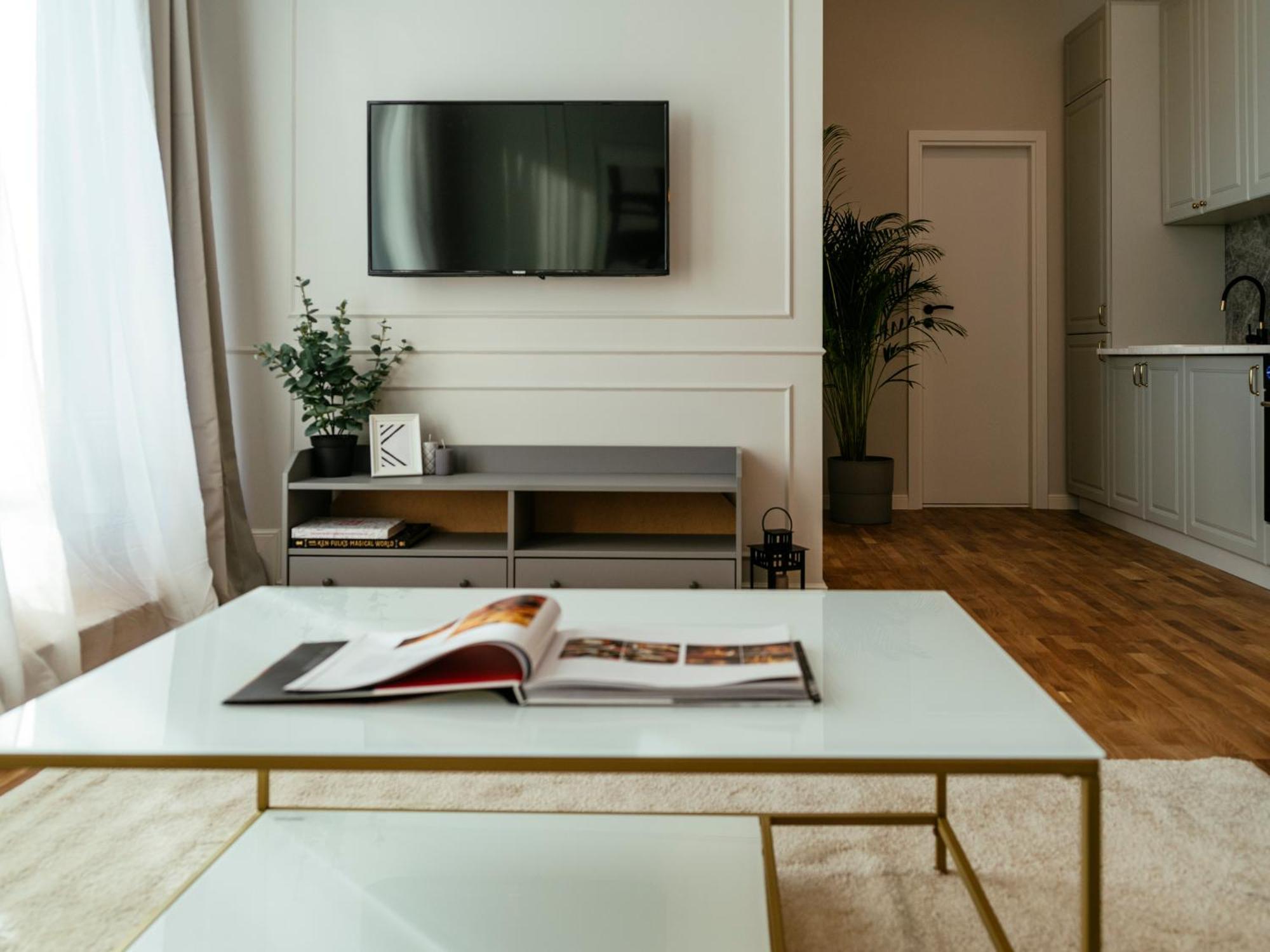 Bright 2br Flat - Palace Hall - Charming Balcony