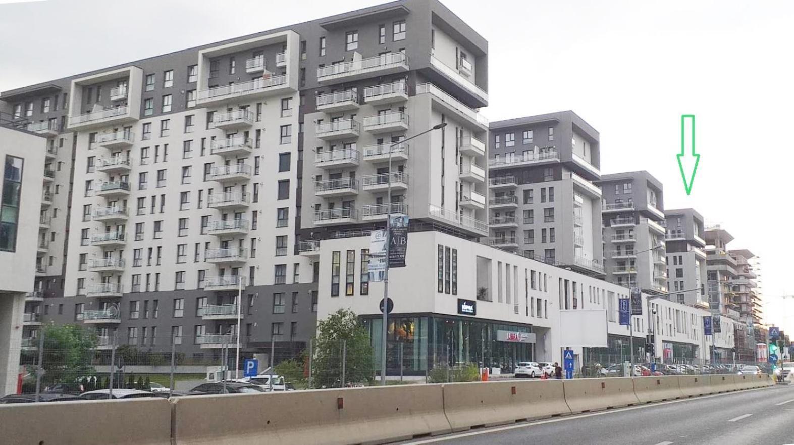 Sunshine - New & Quiet 1br Apt, Business Area, Close To Airport, Highway A3, Subway Apartament Bucureşti