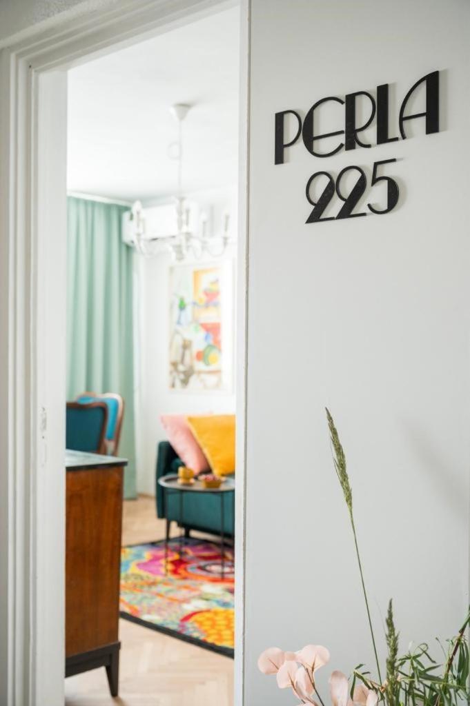 Apartament 1bdr Perla 225 *