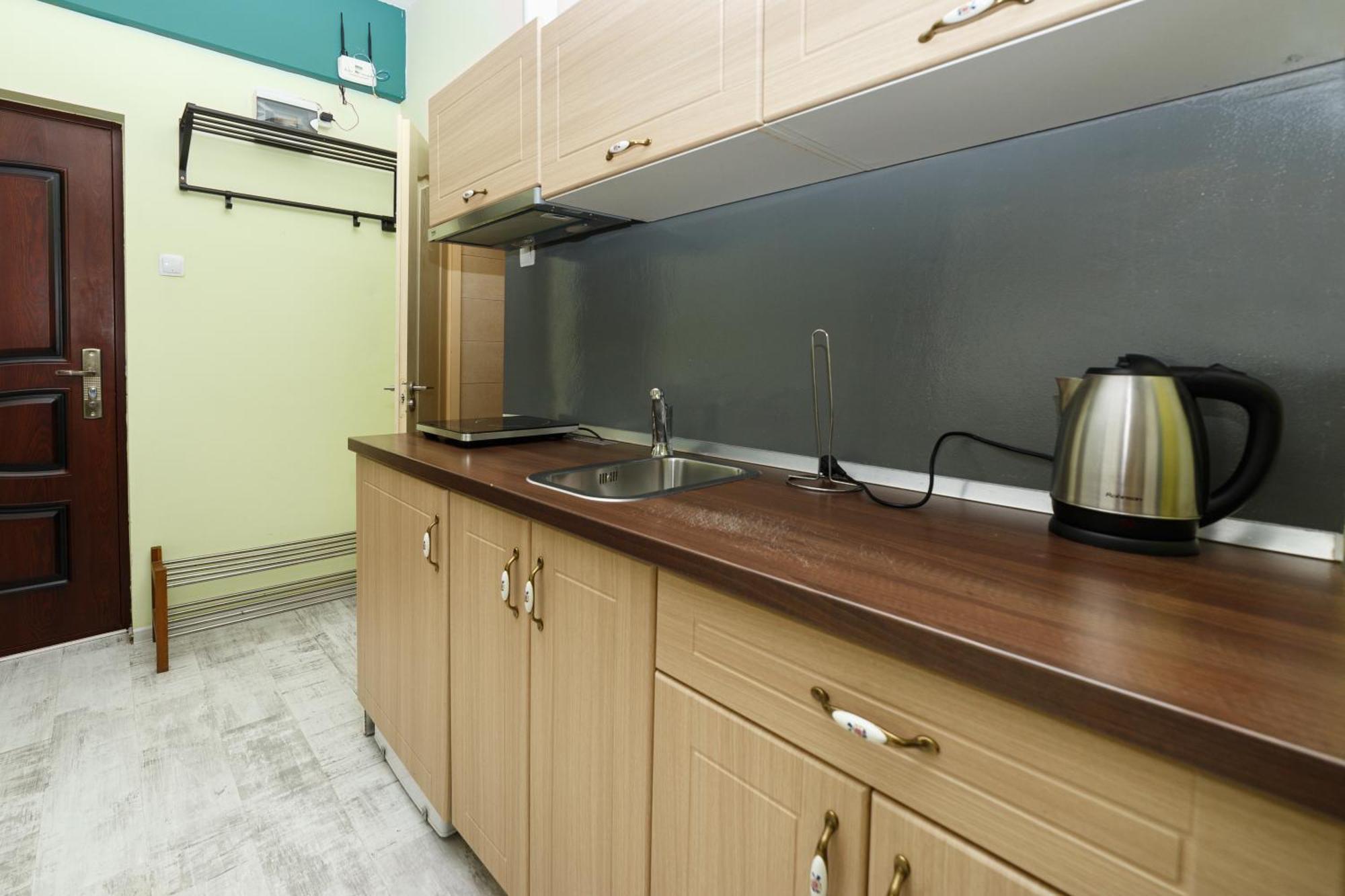 Antic Apartment *