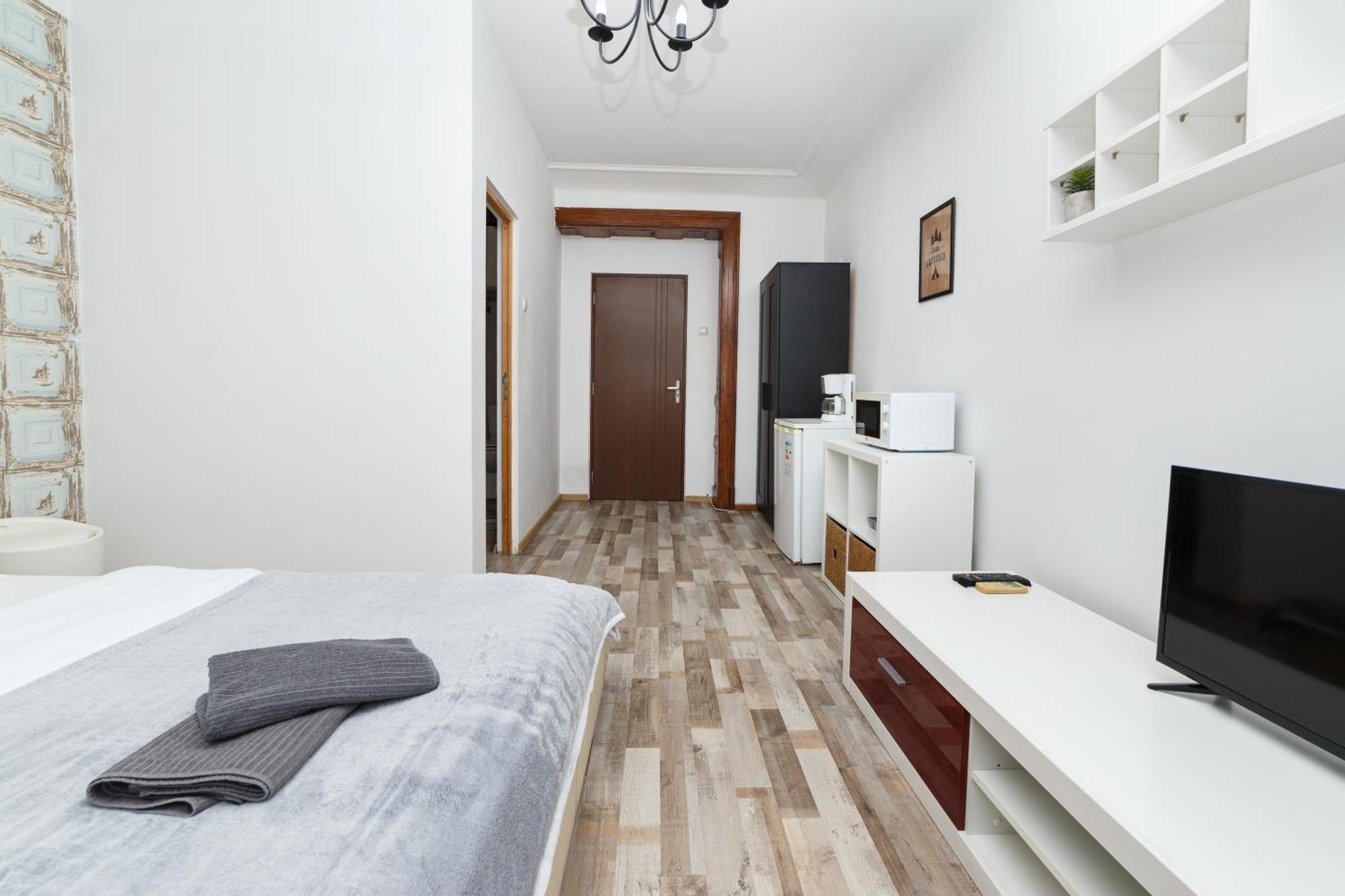 Color Blanari Street Apartment *