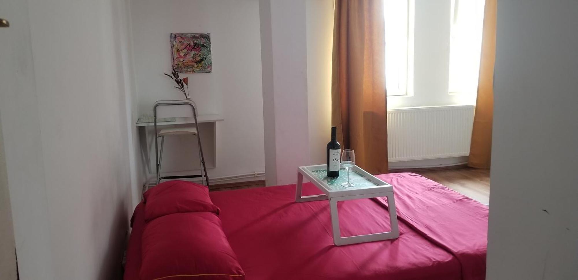 Bed & Breakfast Private At Ceausescu's Place In Old Unirii Square Bucharest