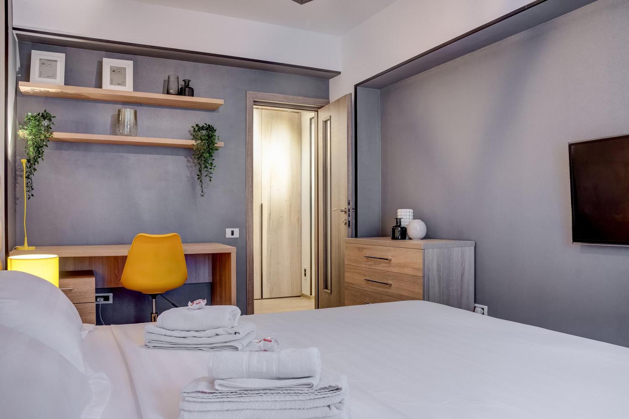Chanttal Luxury - Bucharest