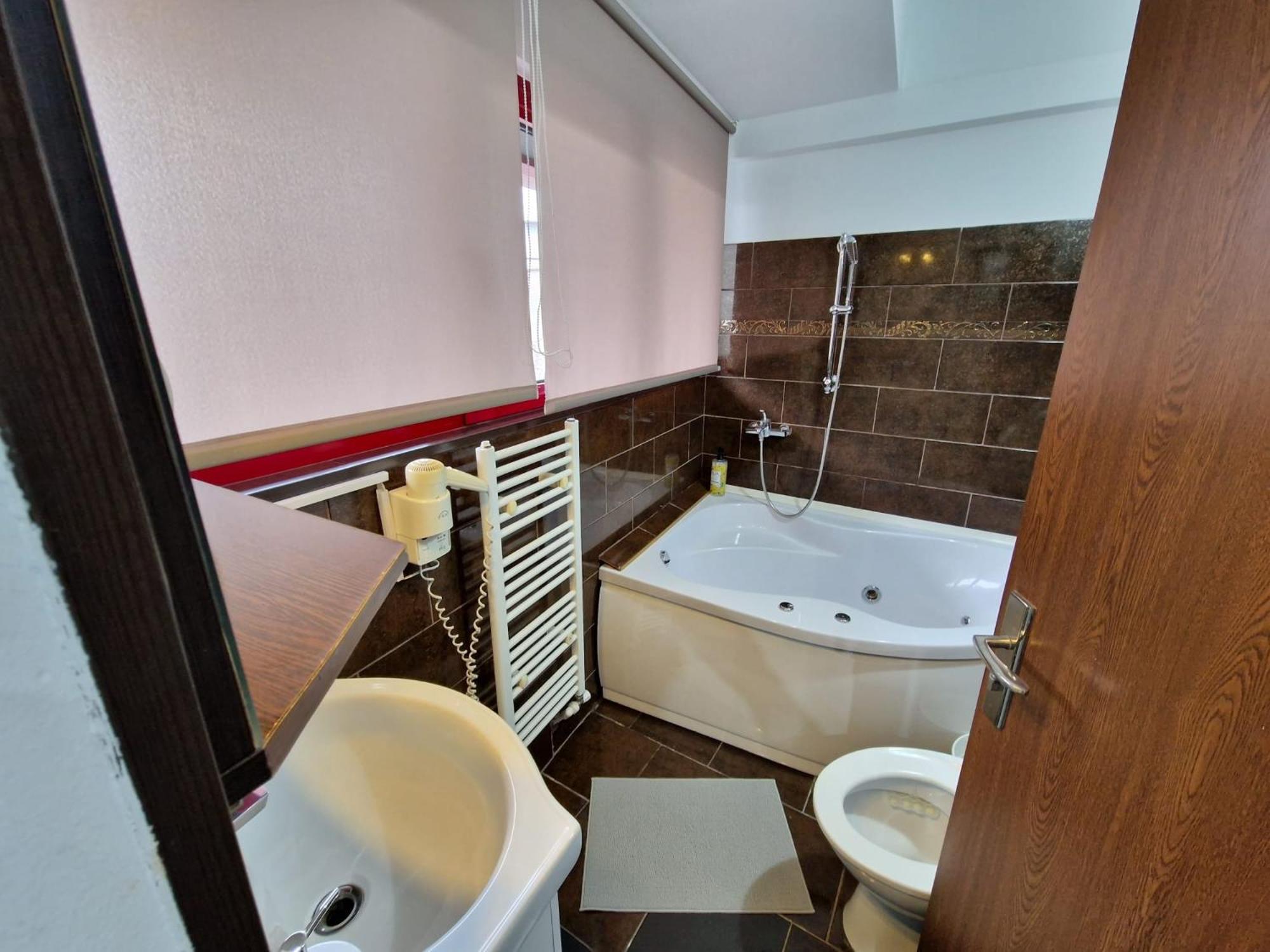 Kpm Downtown Apartment
