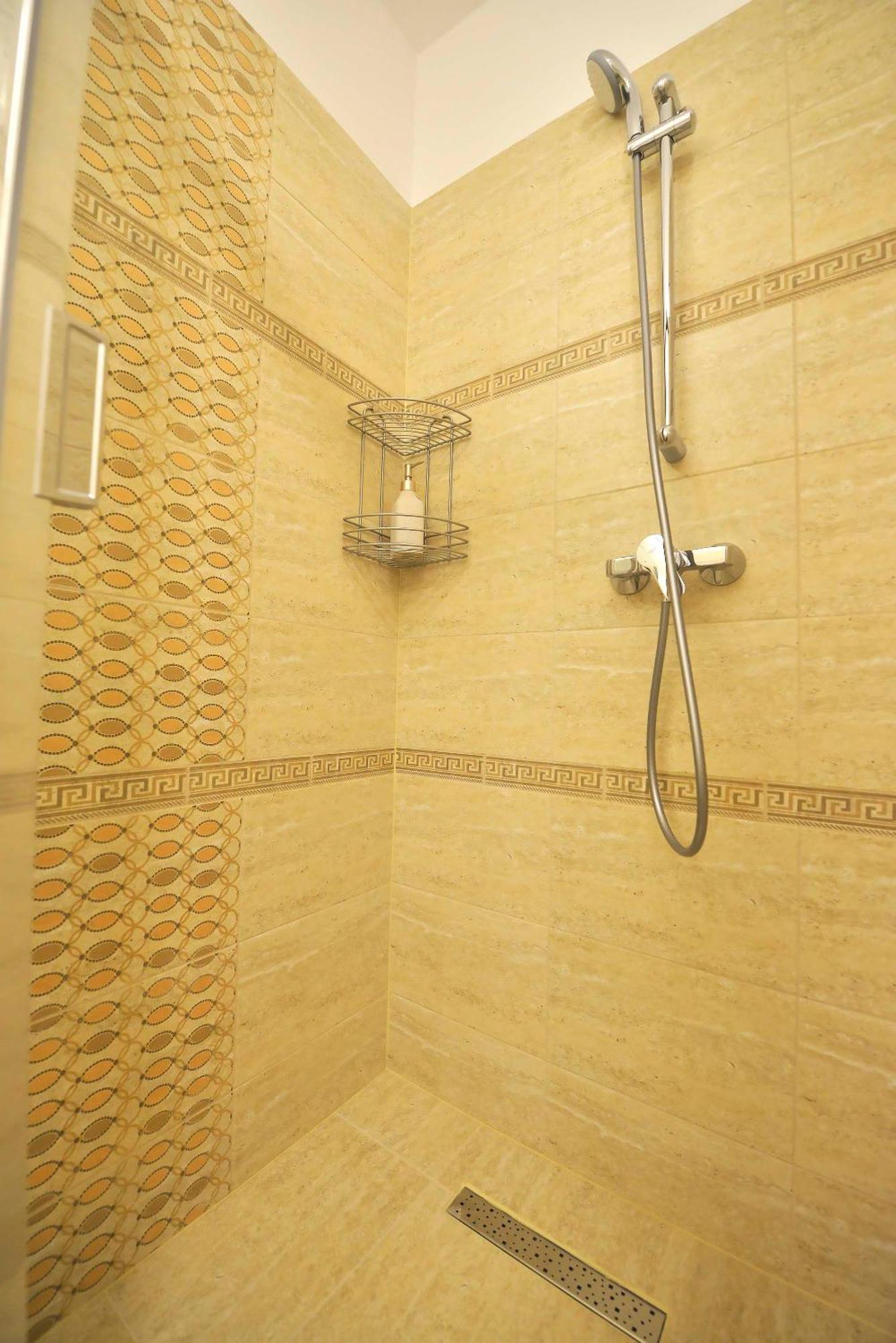 Otilia Aparthotel
