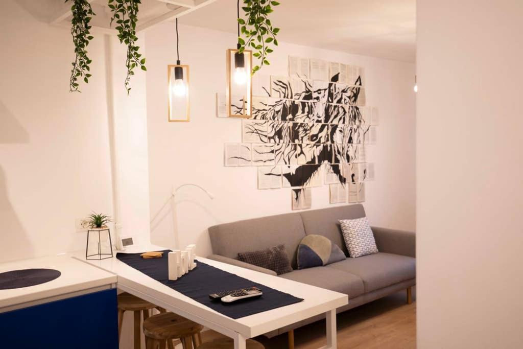 Blue Sky Center Apartment *