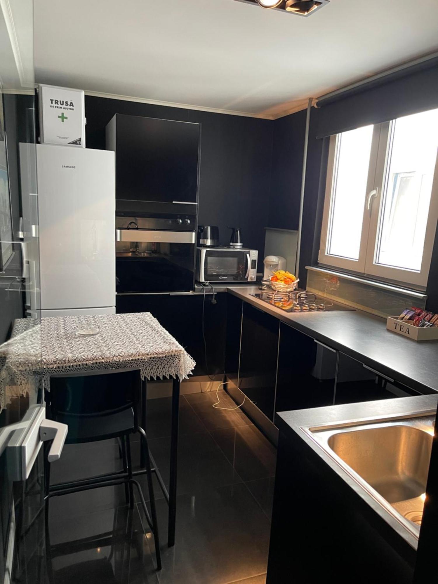 Black Nr1 Apartment Bucharest