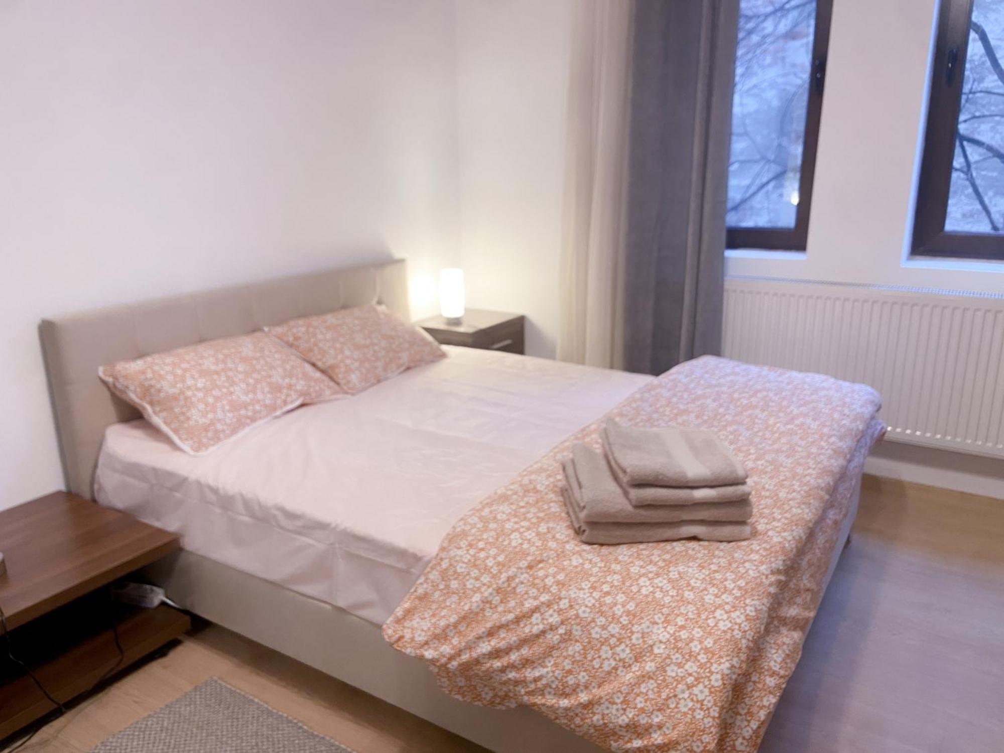 Oasis Studio City * Bucureşti