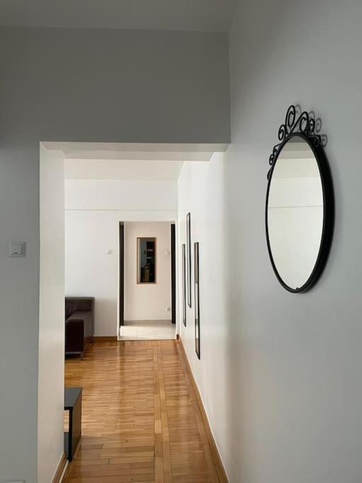Apartamento 2 Bdrm At Parliament Palace Bucareste