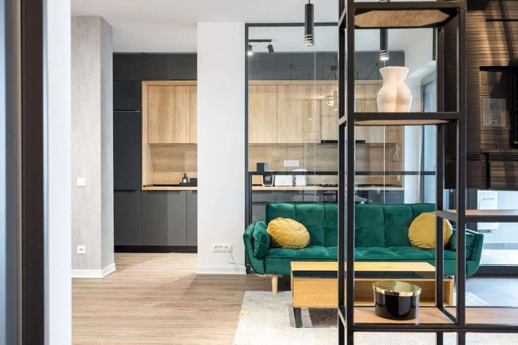 Apartment Greenwich I Double Studio With Private Parking Bucharest