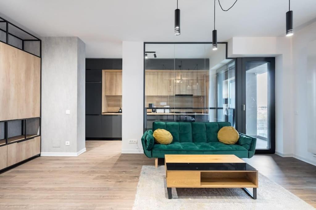 Greenwich I Double Studio With Private Parking Apartment *