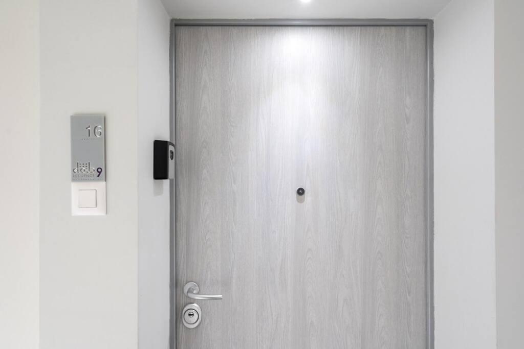 Greenwich I Double Studio With Private Parking Apartment Bucharest