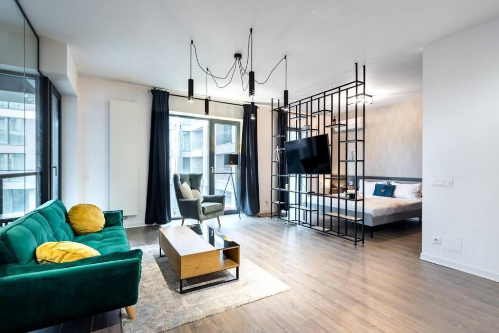 Greenwich I Double Studio With Private Parking Apartment Bucharest